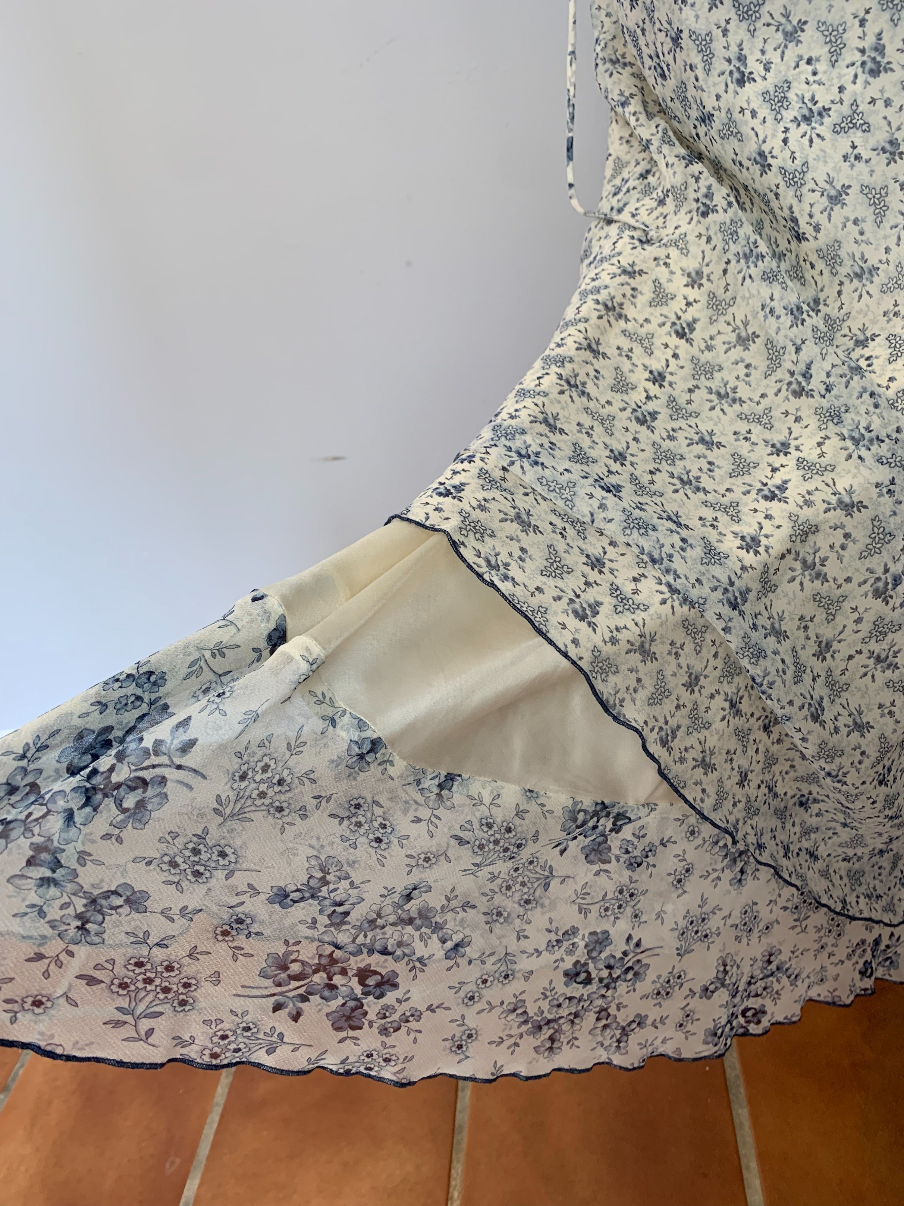 Vintage Blue and White Silk Cottagecore Skirt Set Shop THRILLING