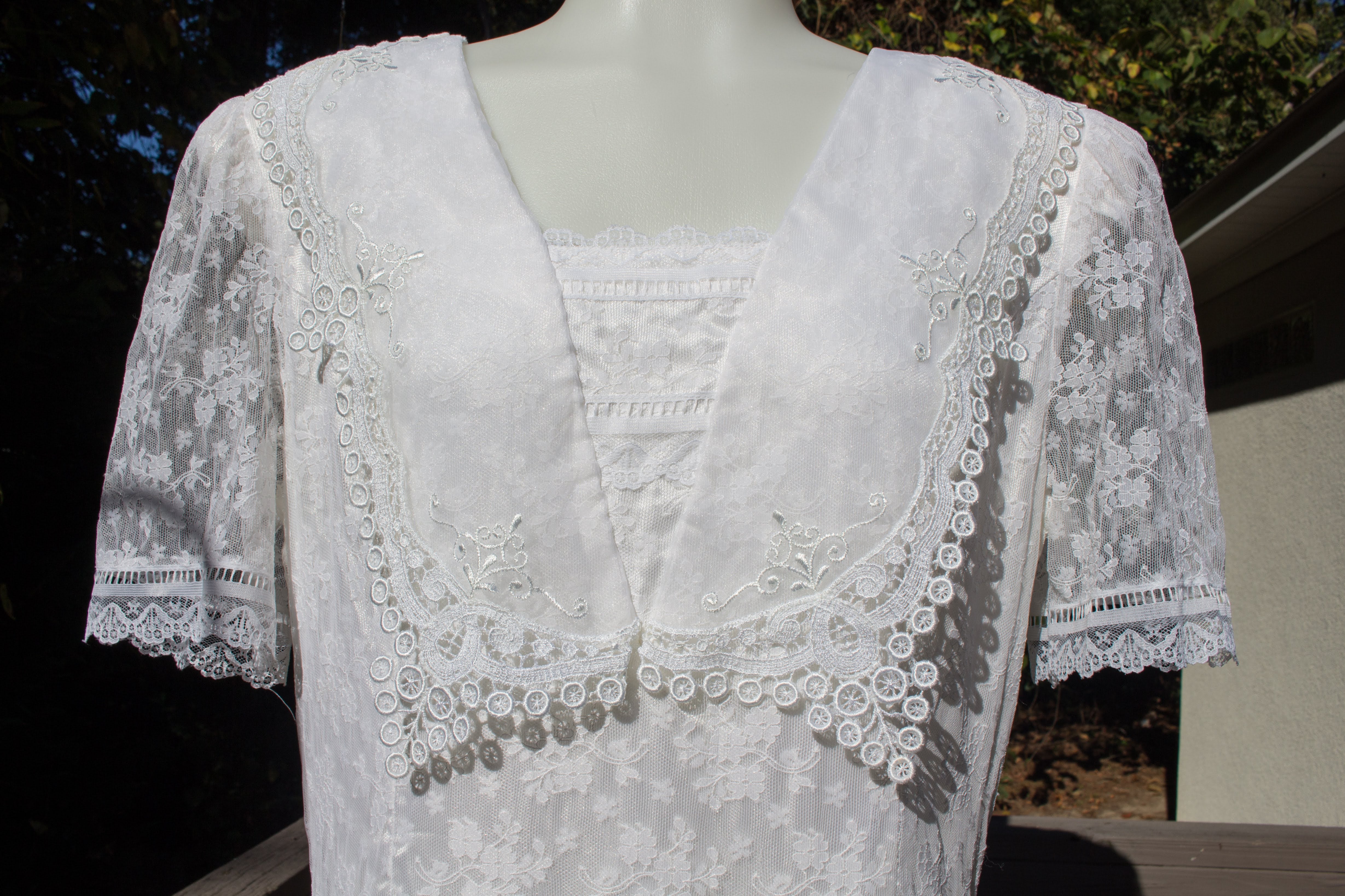jessica mcclintock white dress Vintage 80s White Lace Short Sleeve Dress By Gunne Sax by Jessica Mcclintock