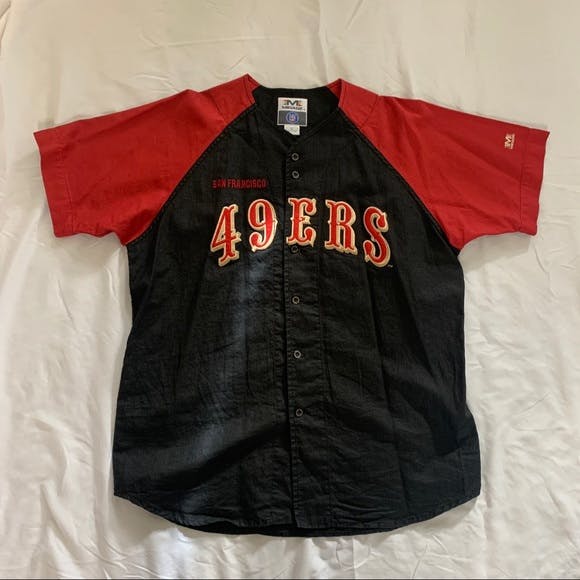 49ers mens XL baseball style jersey $15 for Sale in Las Vegas, NV - OfferUp