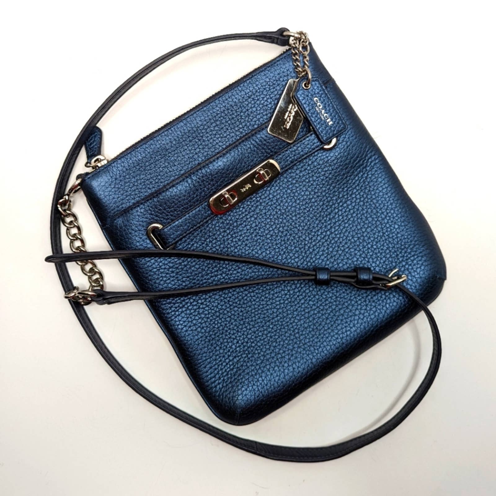 Wallet;SwingPack/Crossbody/NEW CONDITION-$100 or PRICED SEPARATELY -  clothing & accessories - by owner - apparel sale