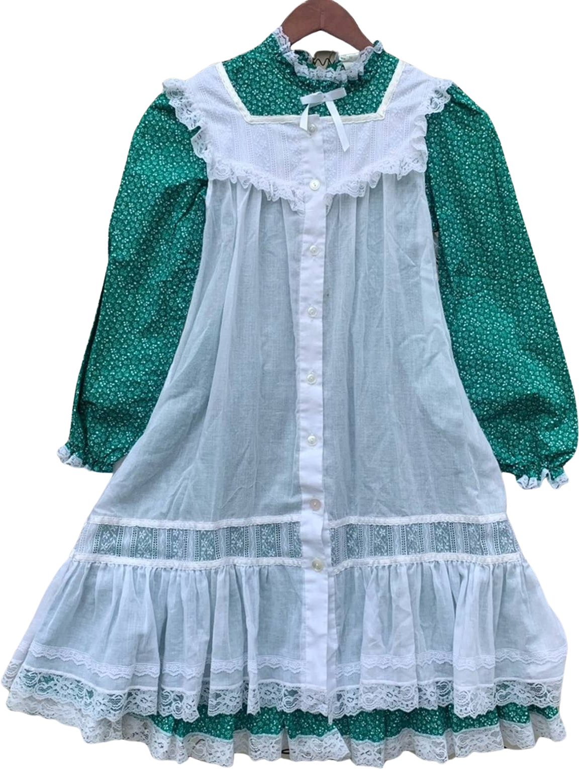 Vintage deals Bryan girls prairie dress with pinafore