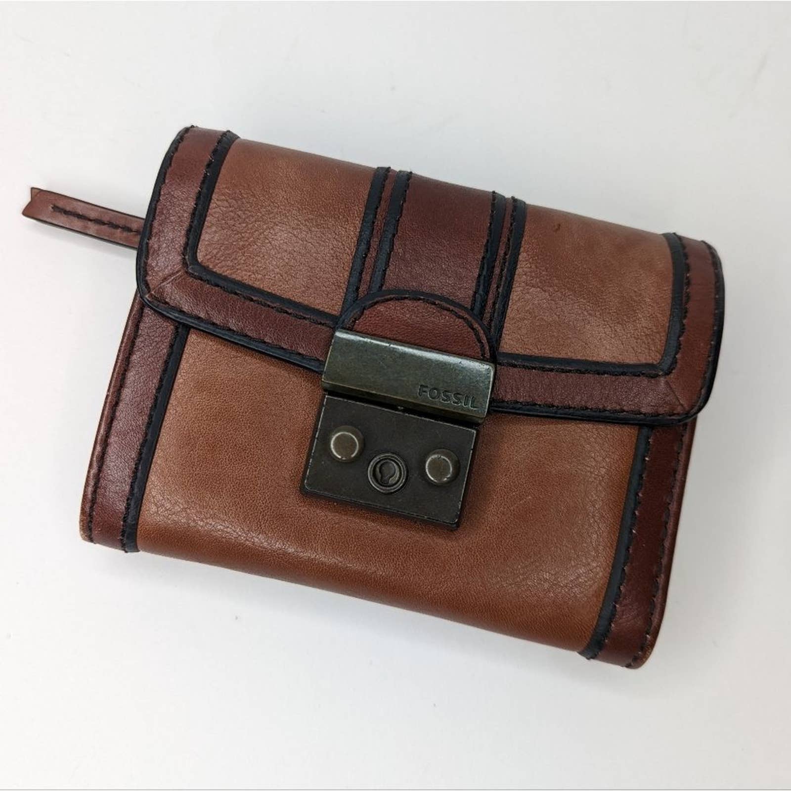 Vintage reissued buy Fossil wallet