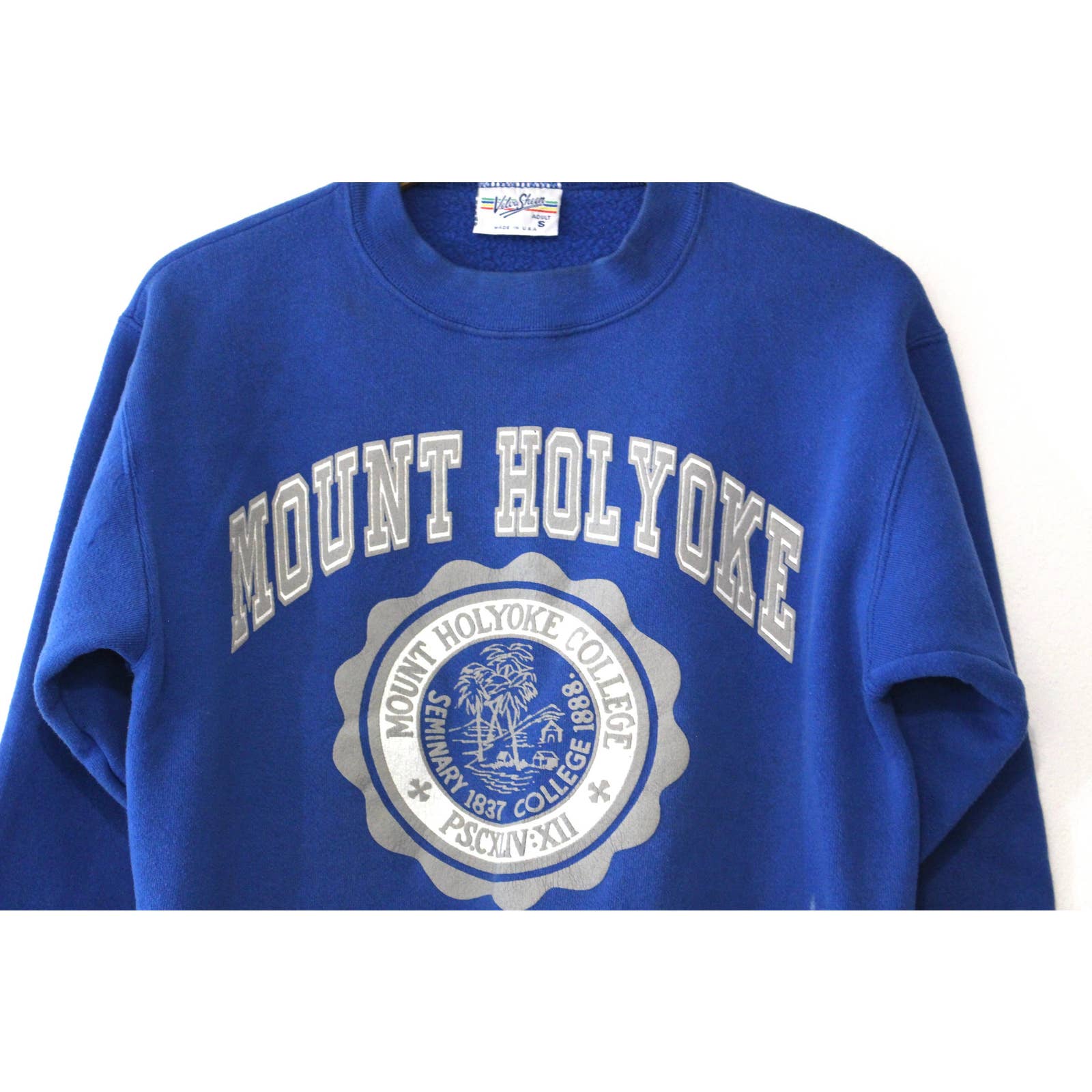 Mount sales holyoke sweatshirt