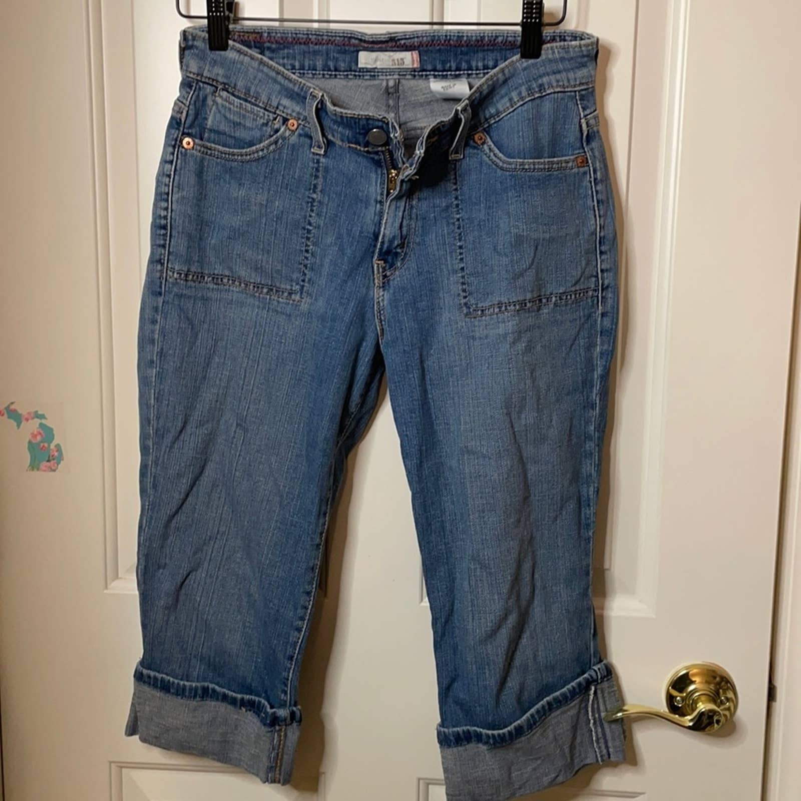 Levi's 515 deals cuffed capris