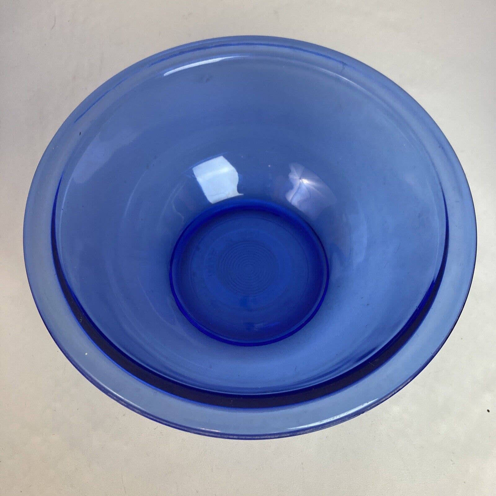 Vintage Cobalt Blue PYREX Nesting Mixing Bowls #322, #323, #325