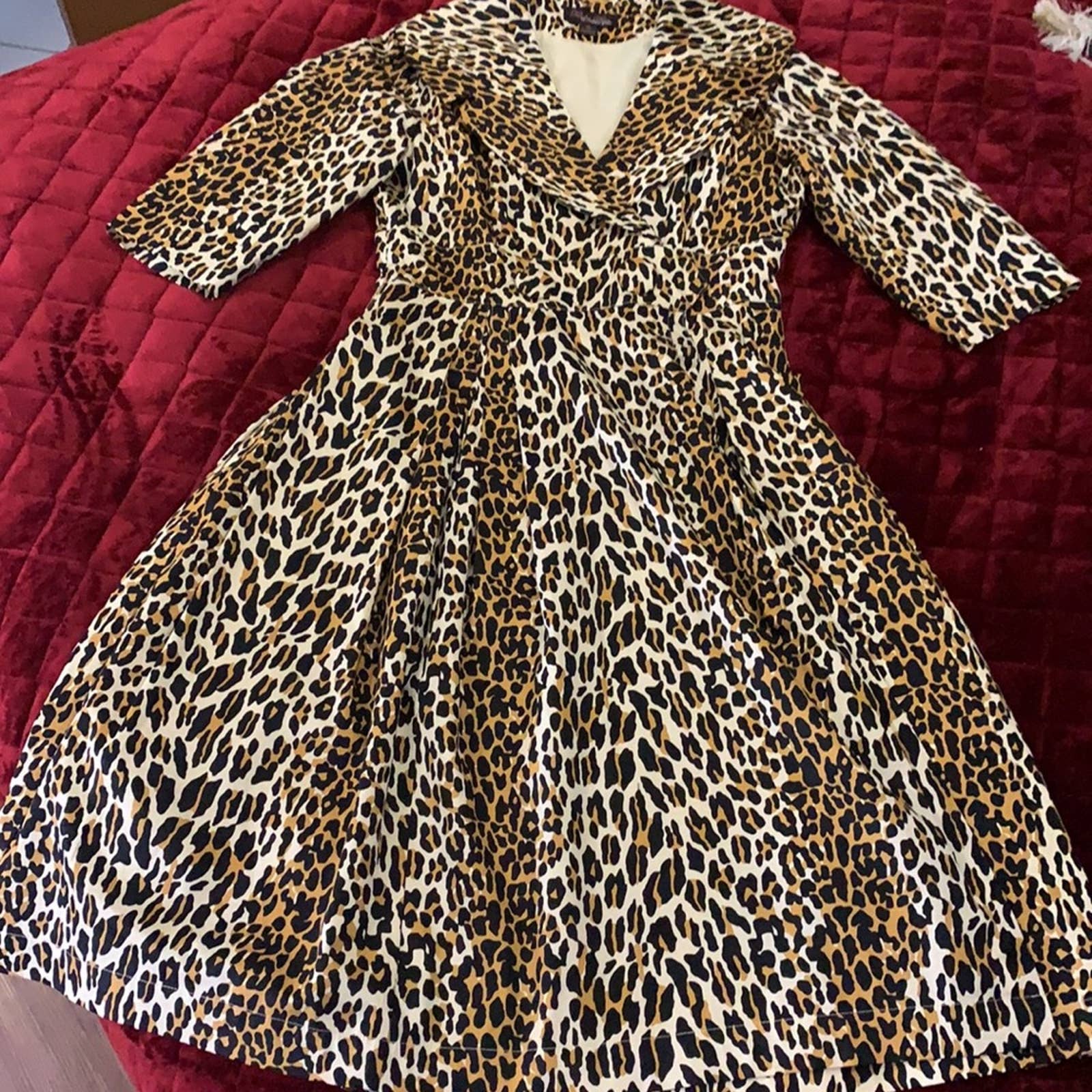 Collectif top leopard coat