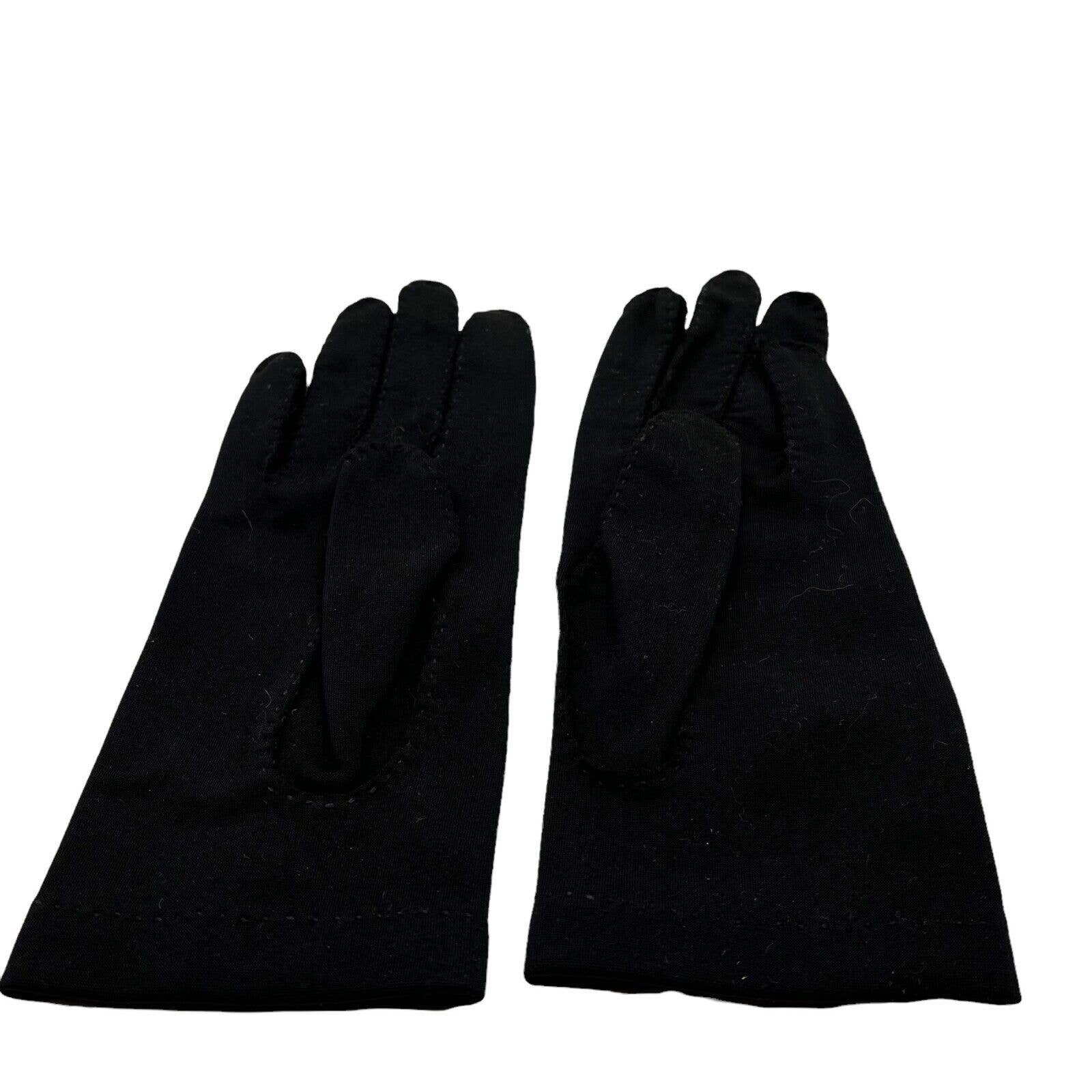 Vintage Fownes Embraceable Women's Black Comfort Full Finger Gloves by