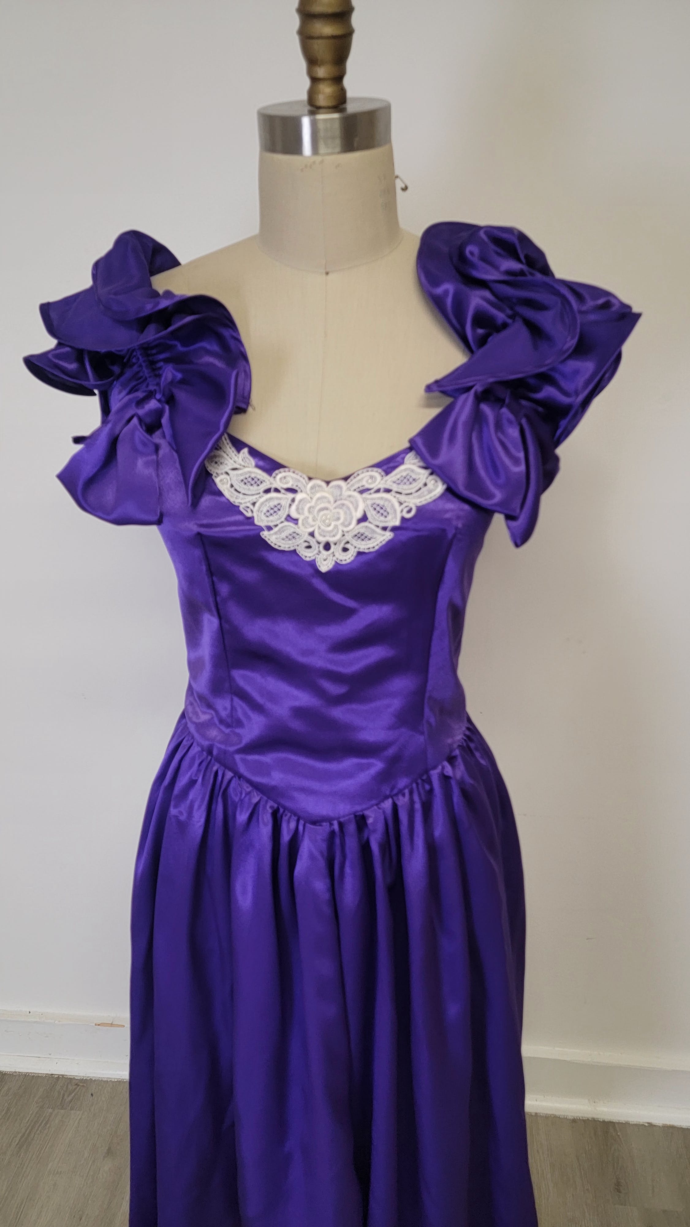 80s Purple Satin-like Dress| Vintage  Women's Retro Sleeveless Party Dress