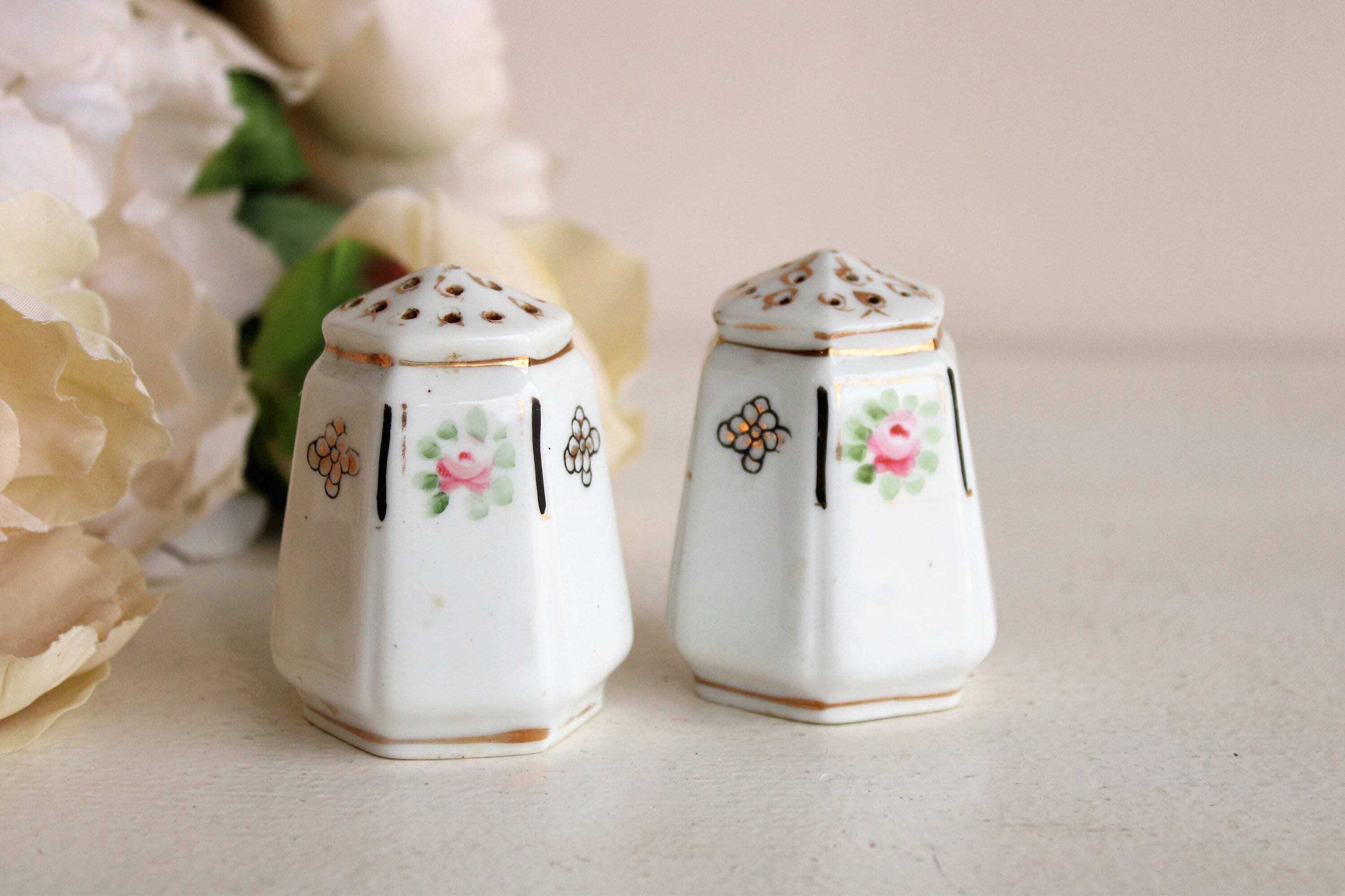 Vintage Houseware - Curated Collection of Unique Items | Shop THRILLING