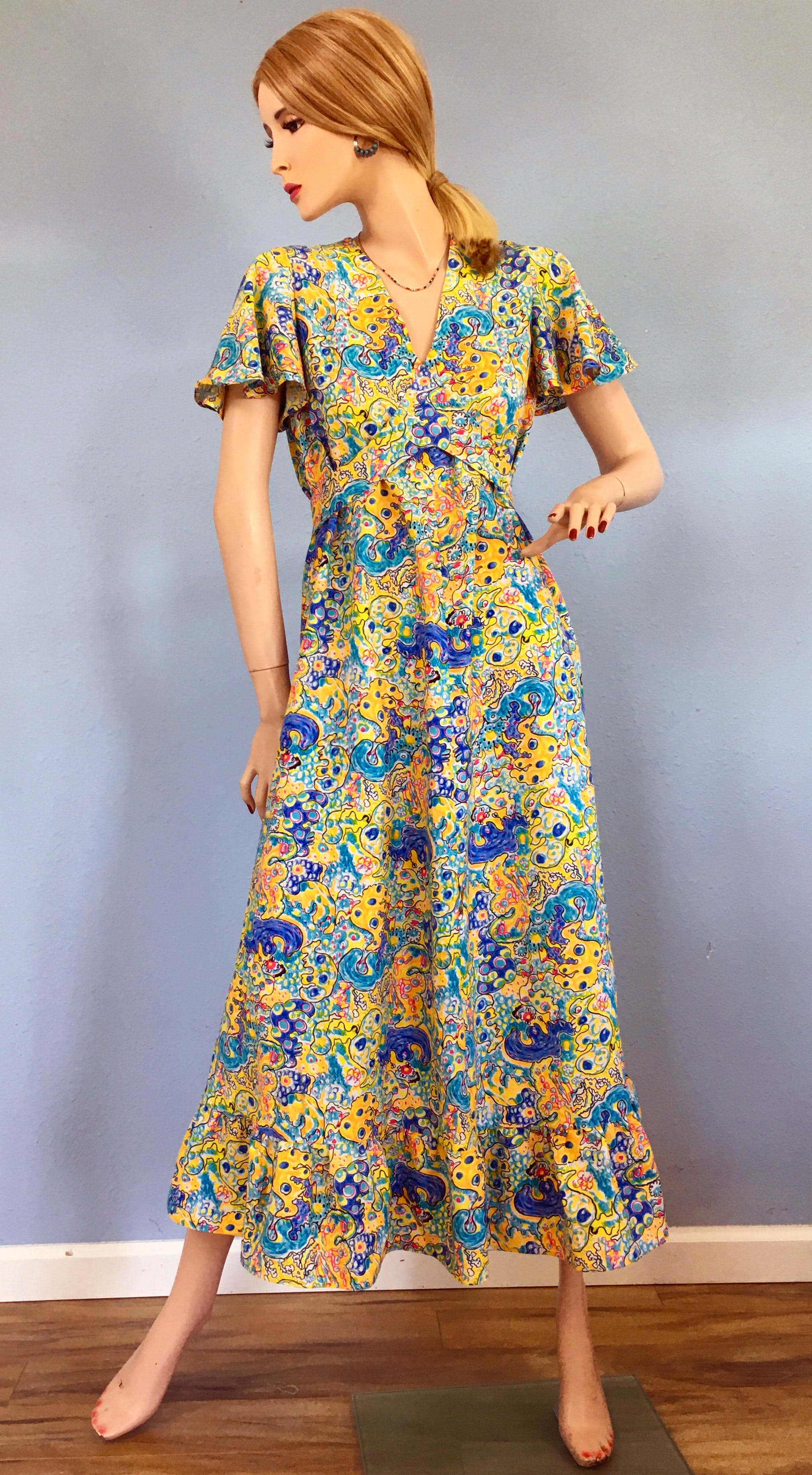 Vintage 60's/70's Multicolor Abstract Print Flutter Sleeve Maxi Dress