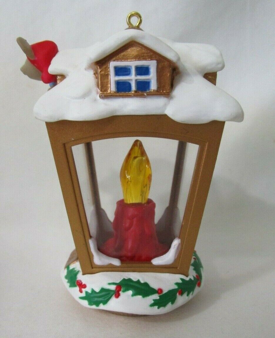Vintage Chris Mouse Inn 1996 Hallmark Magic Collectors Series Ornament ...