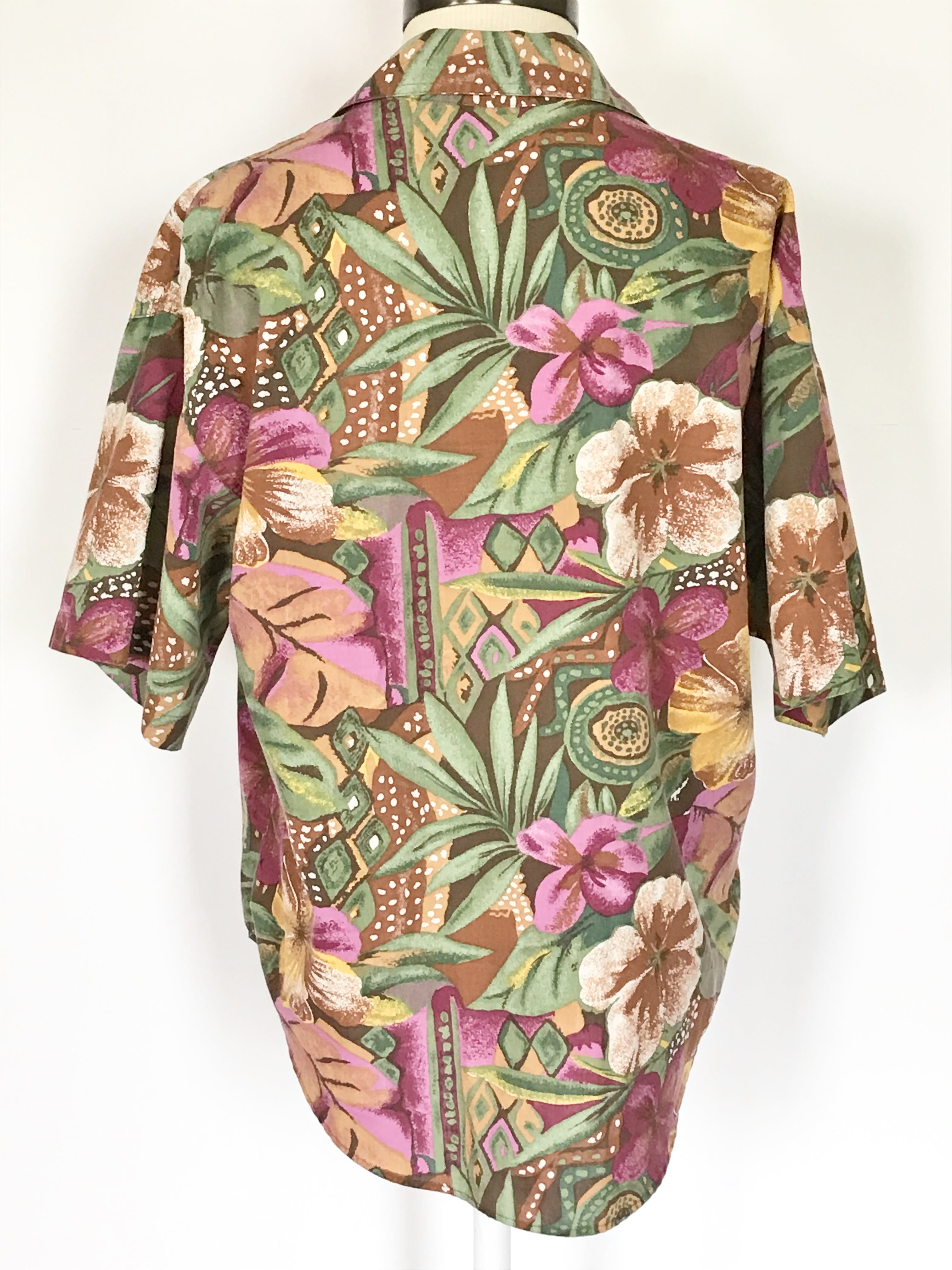 Vintage 90's Short Sleeve Hawaiian Floral Print Button Up Shirt by ...