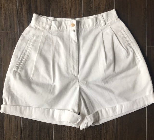 Vintage 90's High Waisted White Cotton Shorts by Nautica | Shop THRILLING