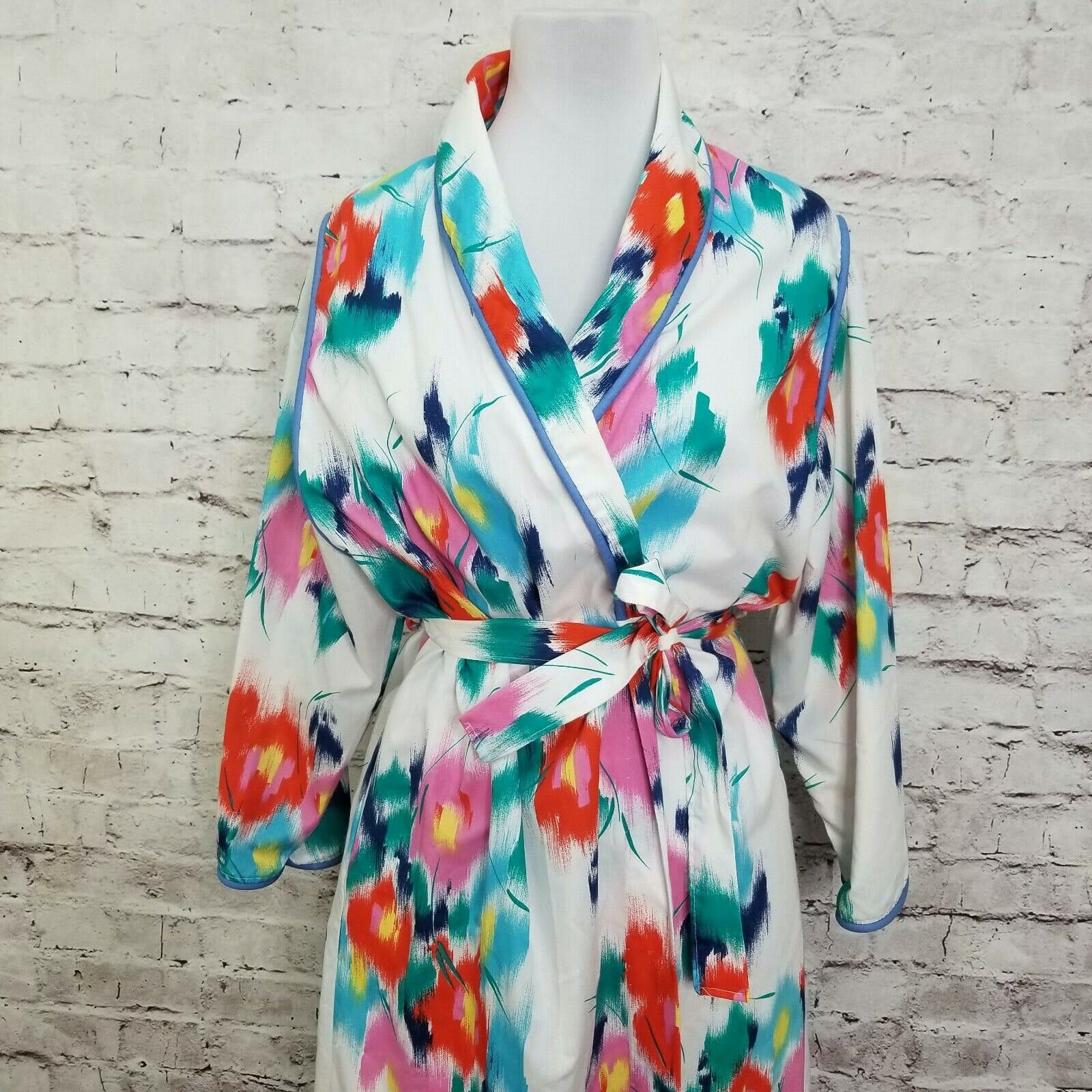 Vintage 80's Watercolor Floral Lightweight Kimono Robe | Shop THRILLING