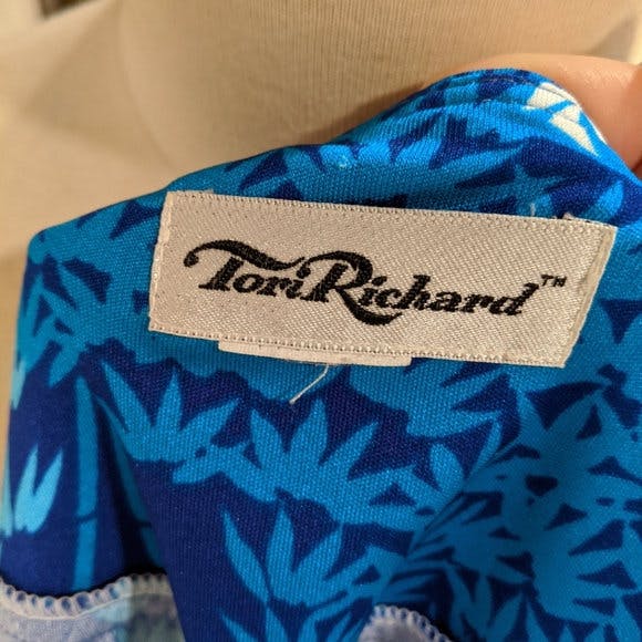 Vintage 70's Blue Floral Hawaiian Tie Waist Muumuu by Tori Richard ...