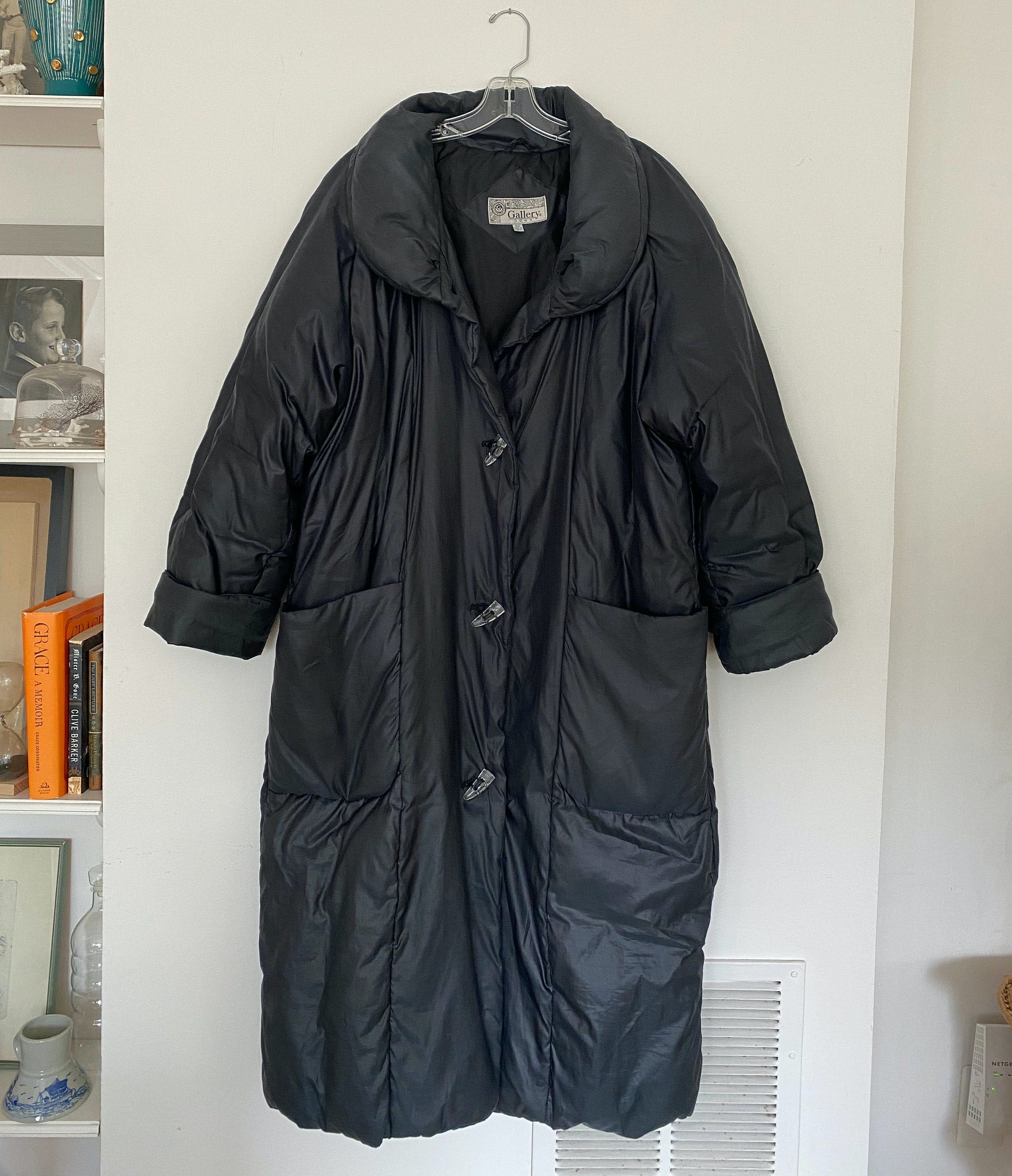 Vintage 80’s Black Oversized Puffer Coat | Shop THRILLING