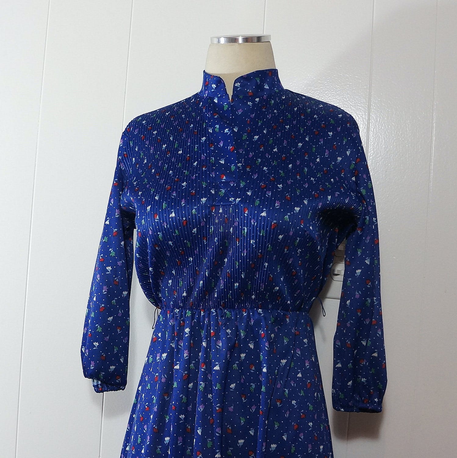 Vintage 70's Blue Calico Collared Dress | Shop THRILLING