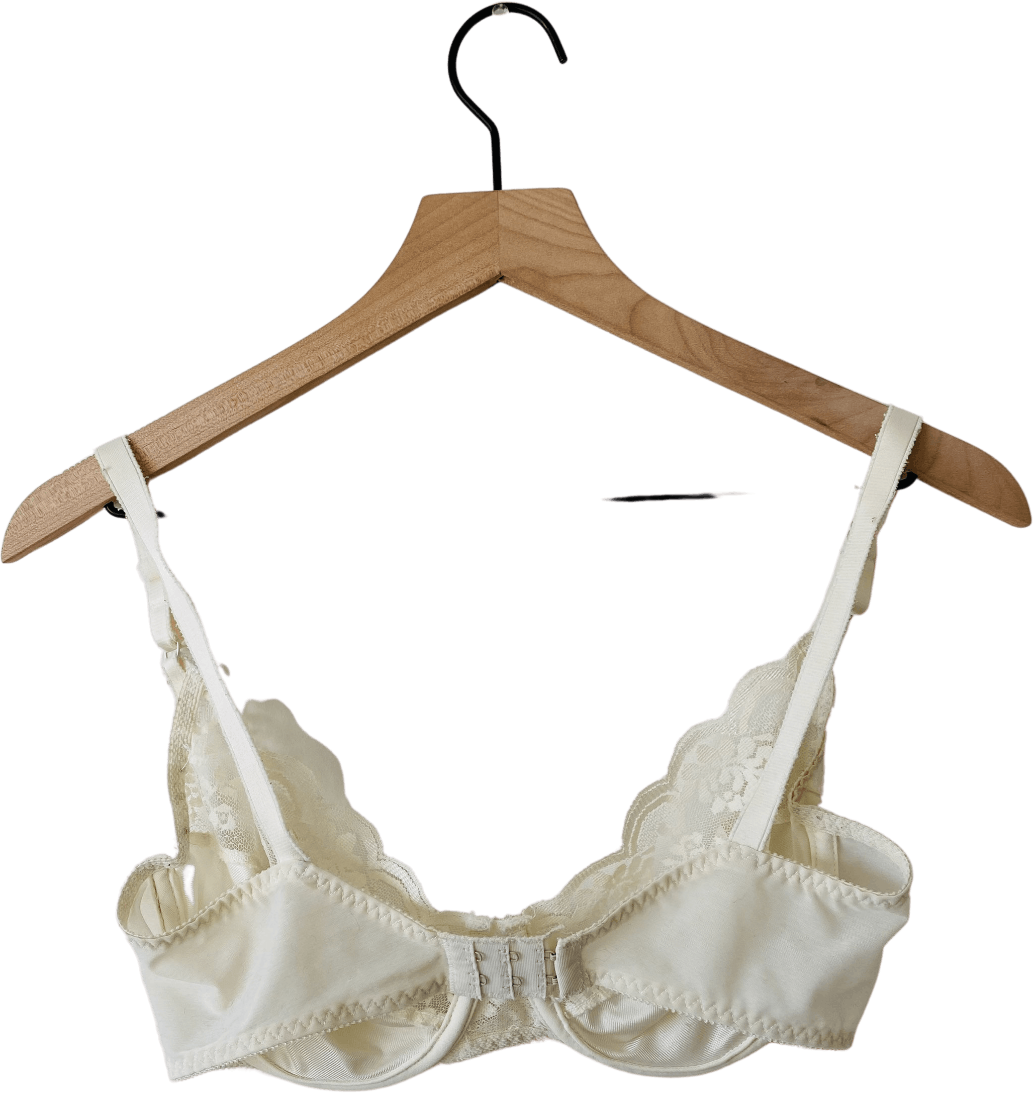 Vintage 80’s Ivory Lace Bra by Chantilly Maidenform | Shop THRILLING