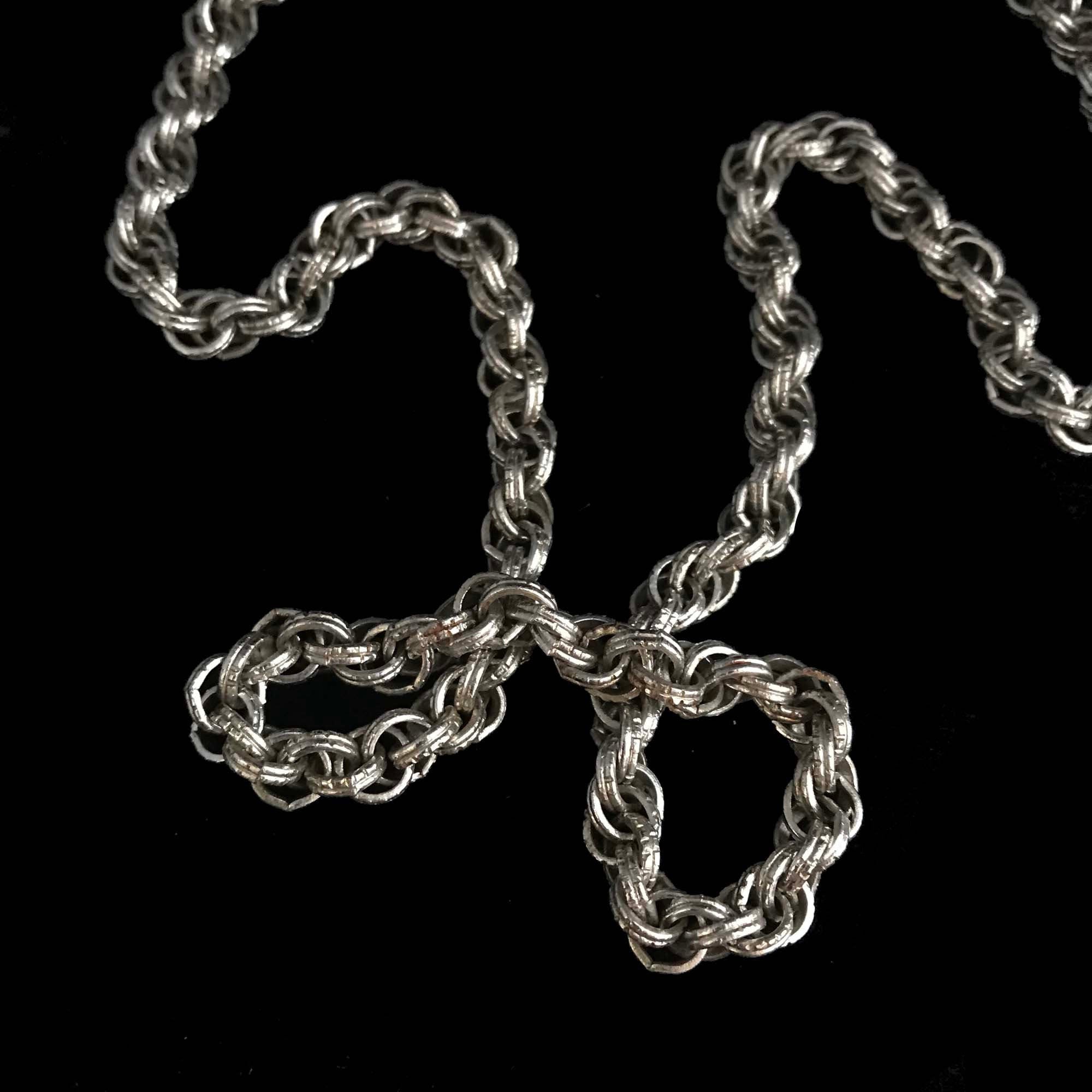 Vintage 20's Heavy Silver Tone Rope Chain Necklace | Shop THRILLING