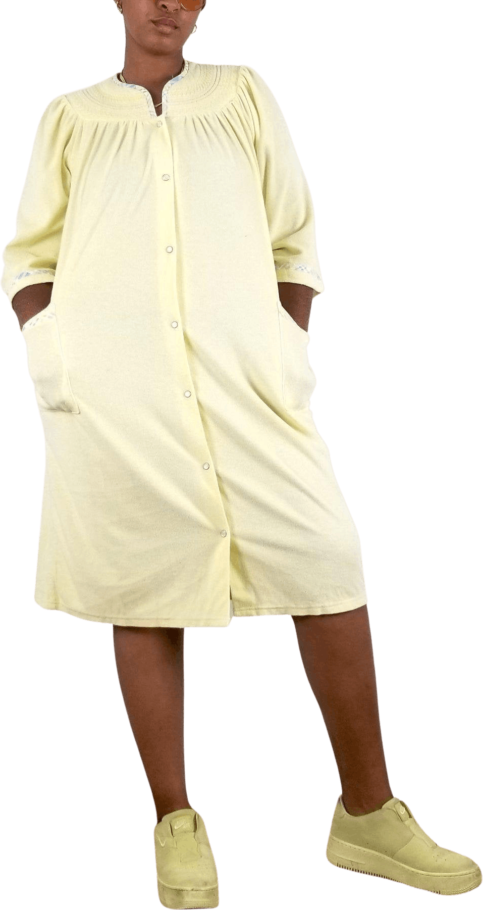 Vintage 80's/90's Pastel Yellow Terrycloth Robe | Shop THRILLING