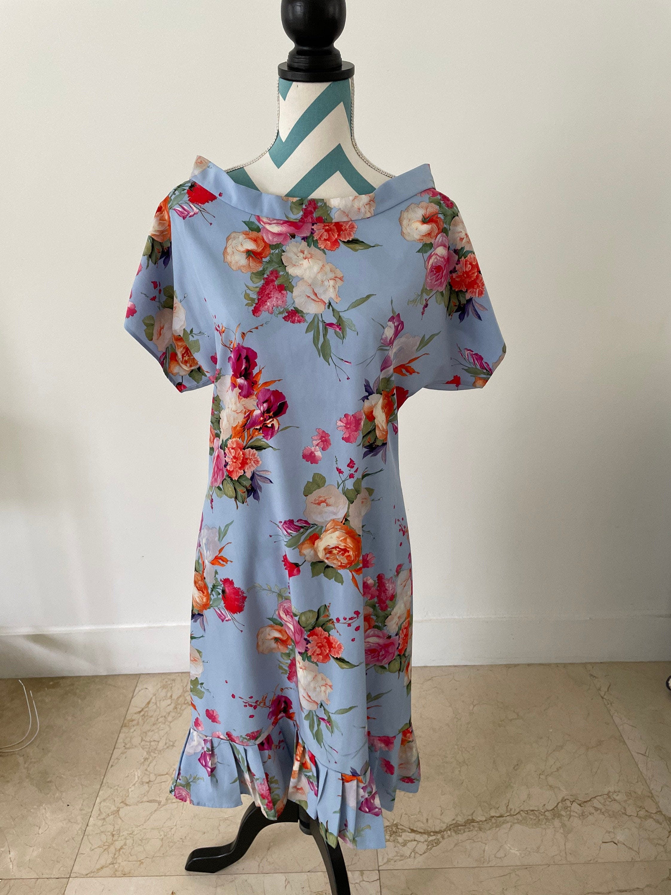 Vintage Blue Floral Print Pleated Hem Dress | Shop THRILLING