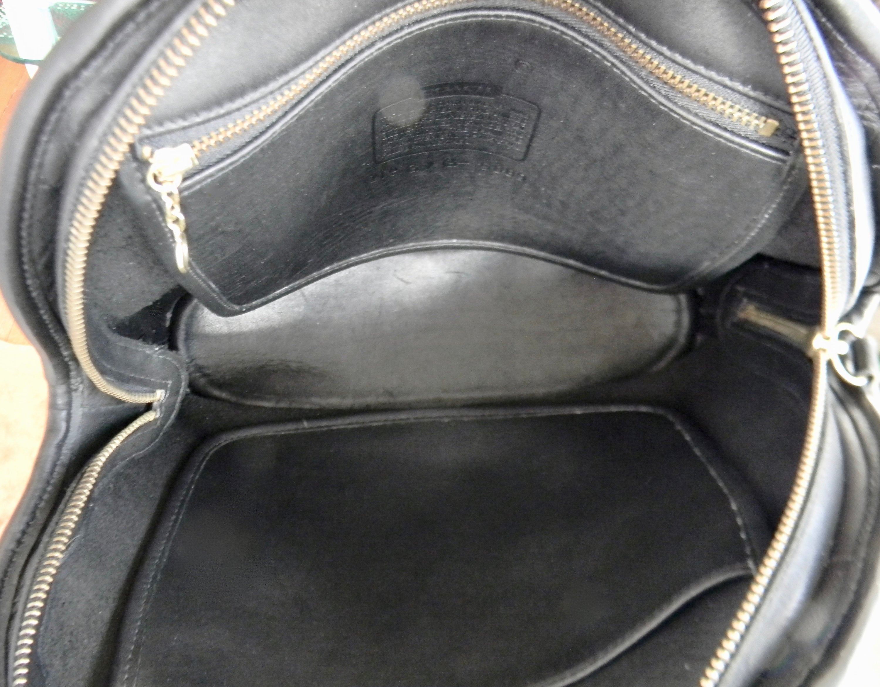 Vintage 90's Black Leather Asheville Zip Purse by Coach | Shop THRILLING