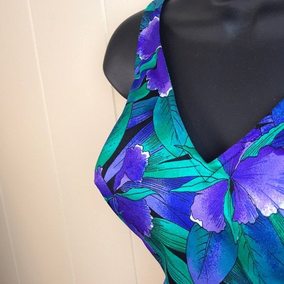 Vintage 70's/80's Skirted Floral One Piece Swimsuit | Shop THRILLING
