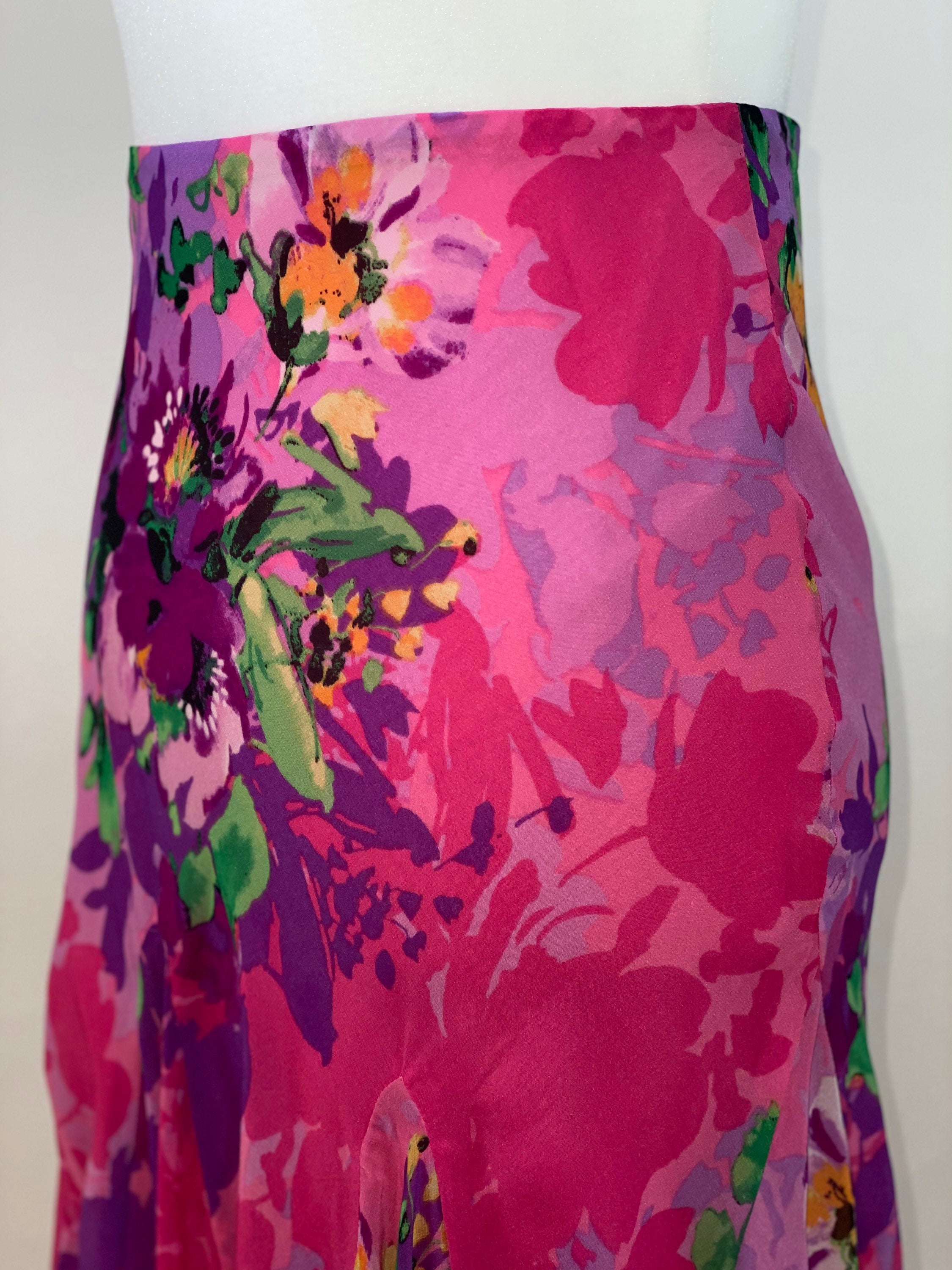 Vintage 00's Bright Floral Skirt | Shop THRILLING