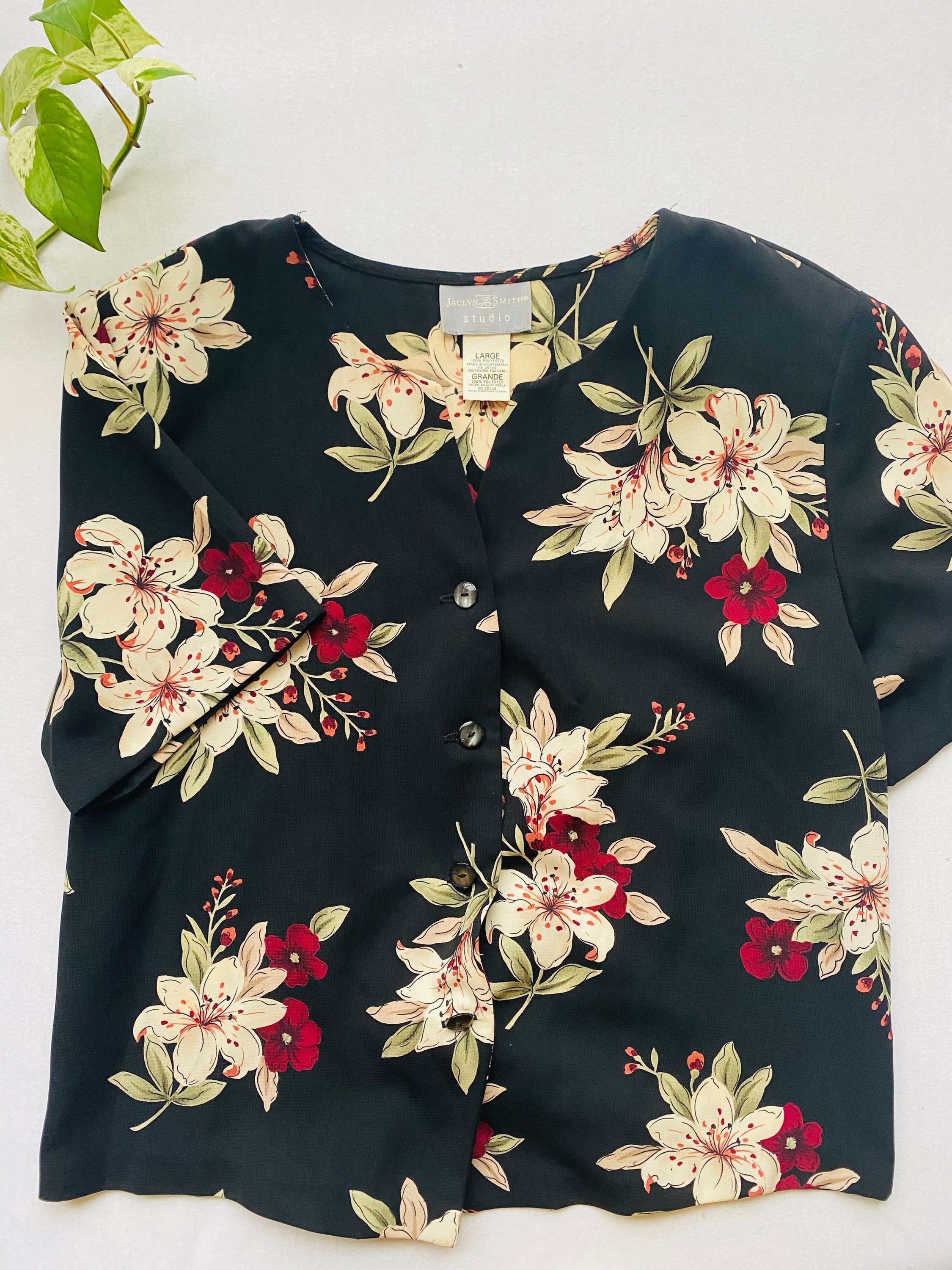 Vintage 90's Floral Top by Jaclyn Smith | Shop THRILLING
