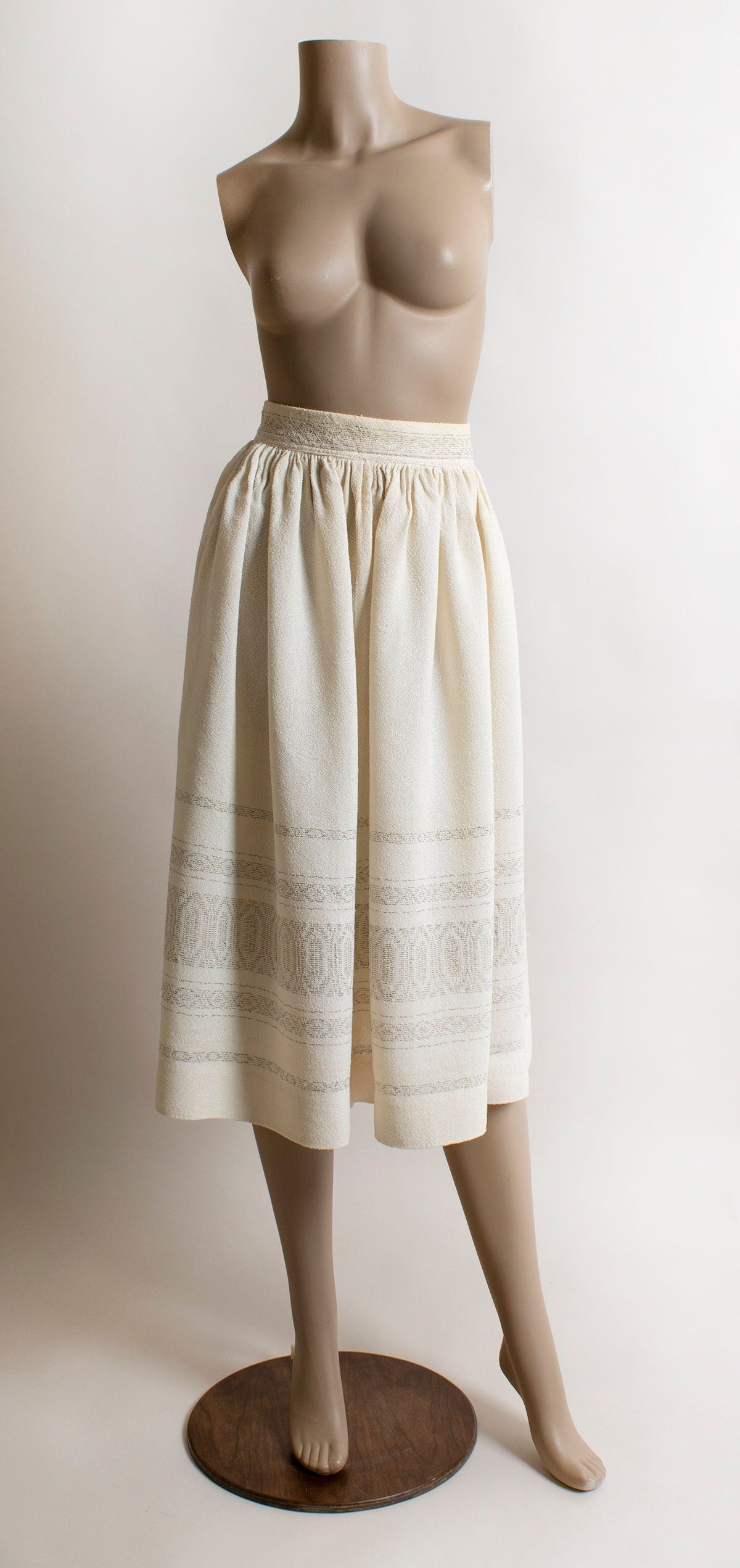 Vintage Golden Border Print Design Thread Skirt - Xs Small | Shop THRILLING