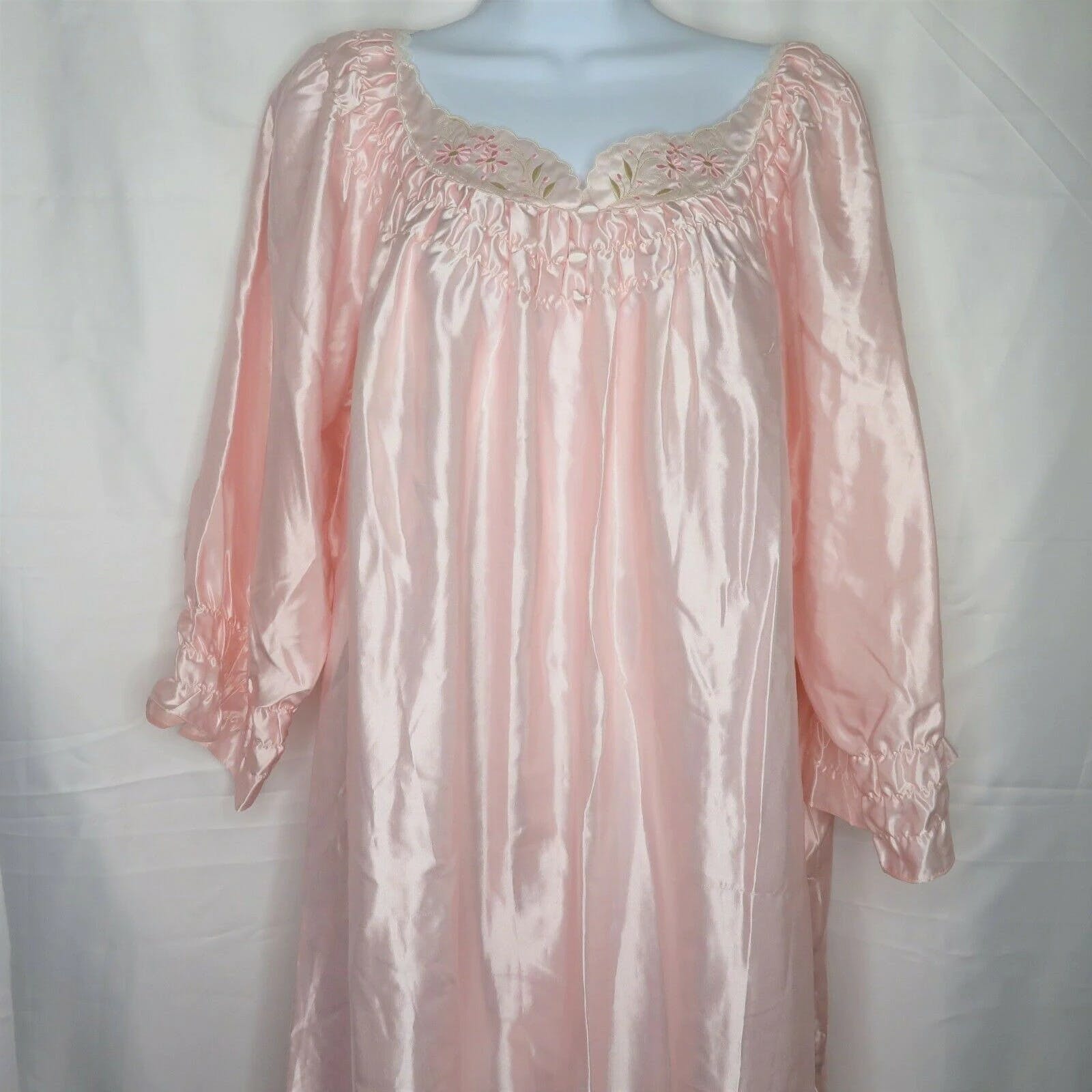 Vintage Llise Stevens Pink Nightgown | Shop THRILLING