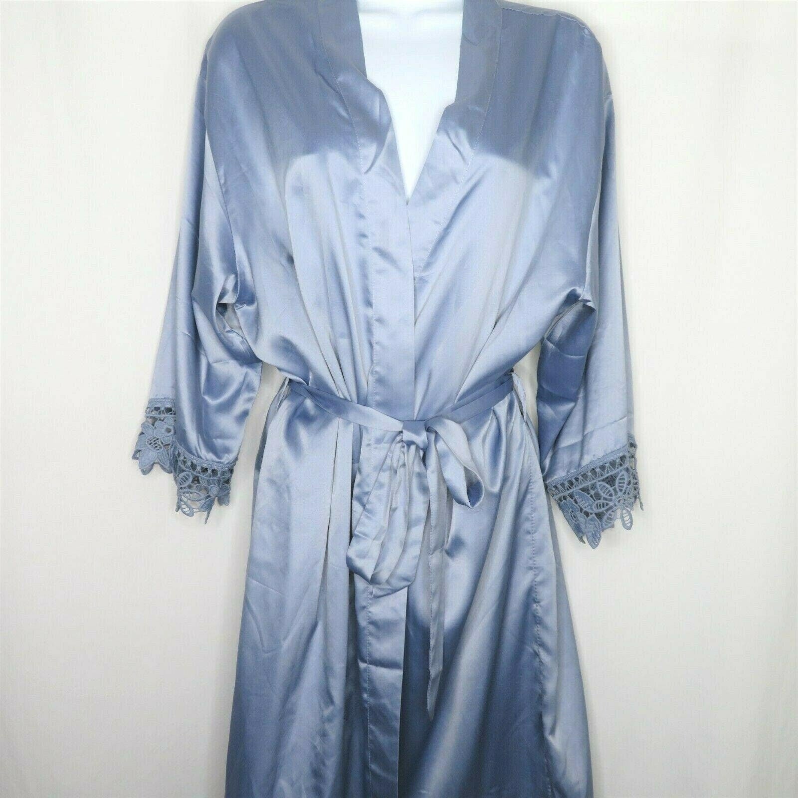 Vintage Blue Lace Trim Belted Dressing Bath Robe | Shop THRILLING