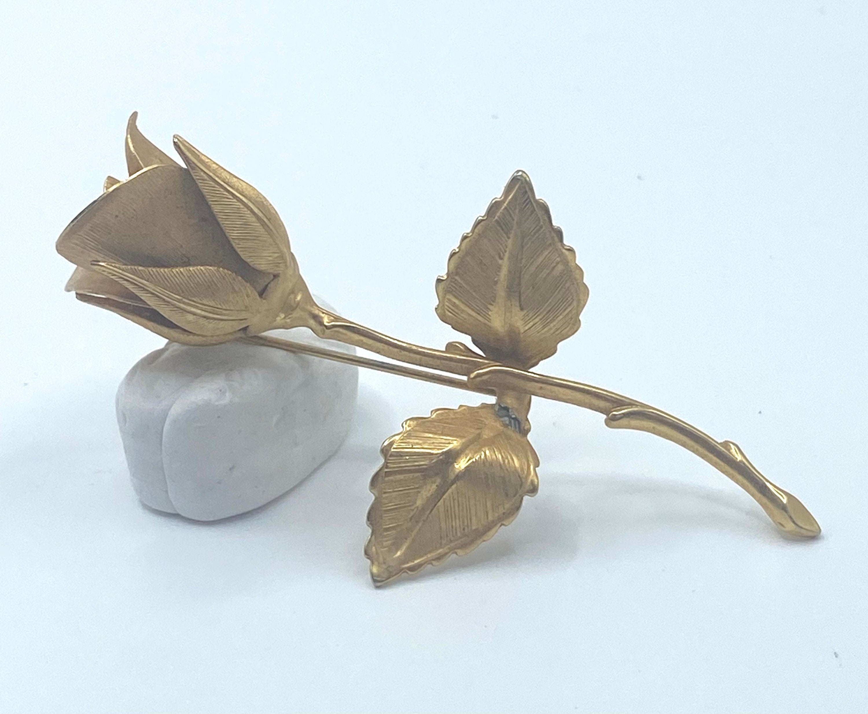 Vintage Signed Giovanni Gold Tone Rose Brooch by Giovanni | Shop THRILLING