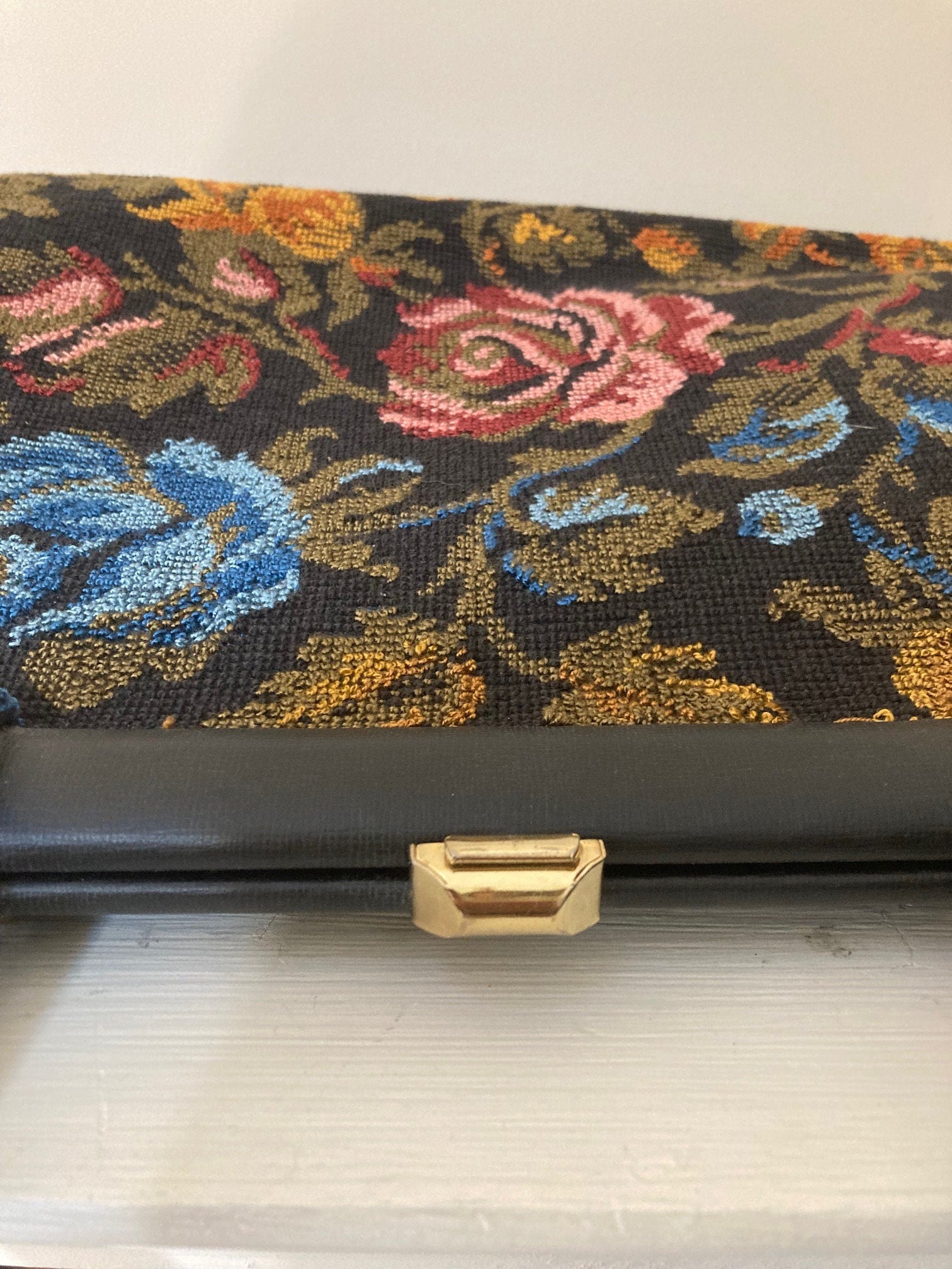 Vintage Large Late 50s-Early 60s Carpet Bag/double Handle by JR USA ...