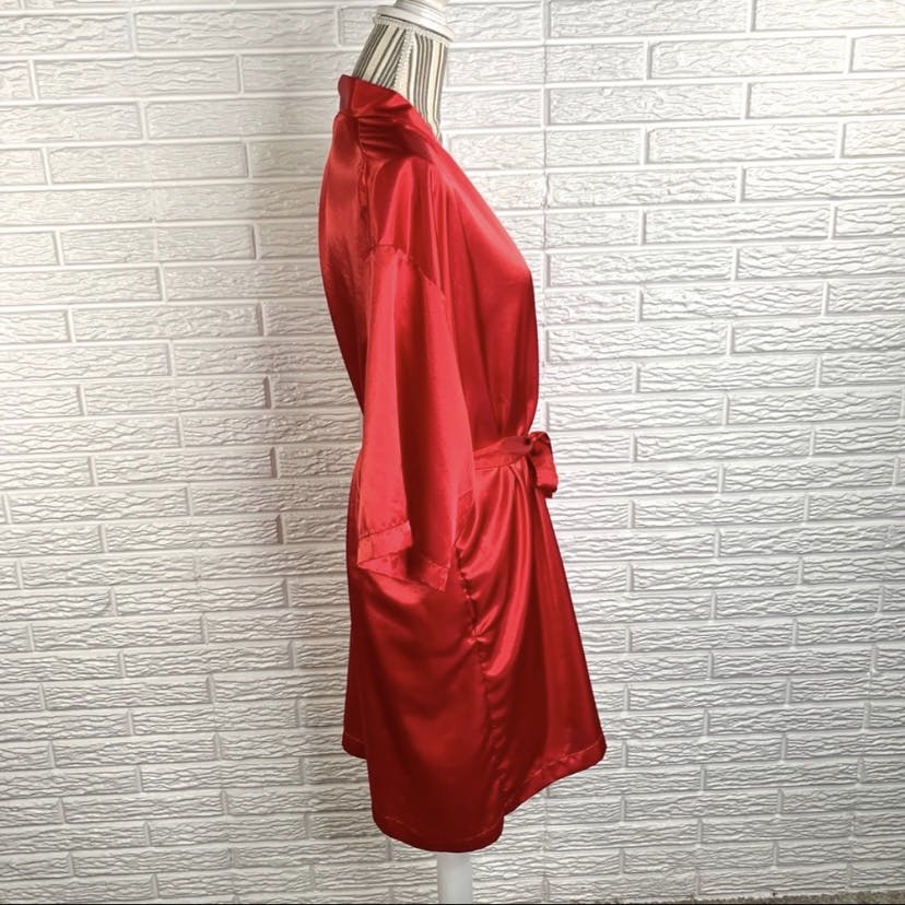 Vintage Red Satin Robe | Shop THRILLING