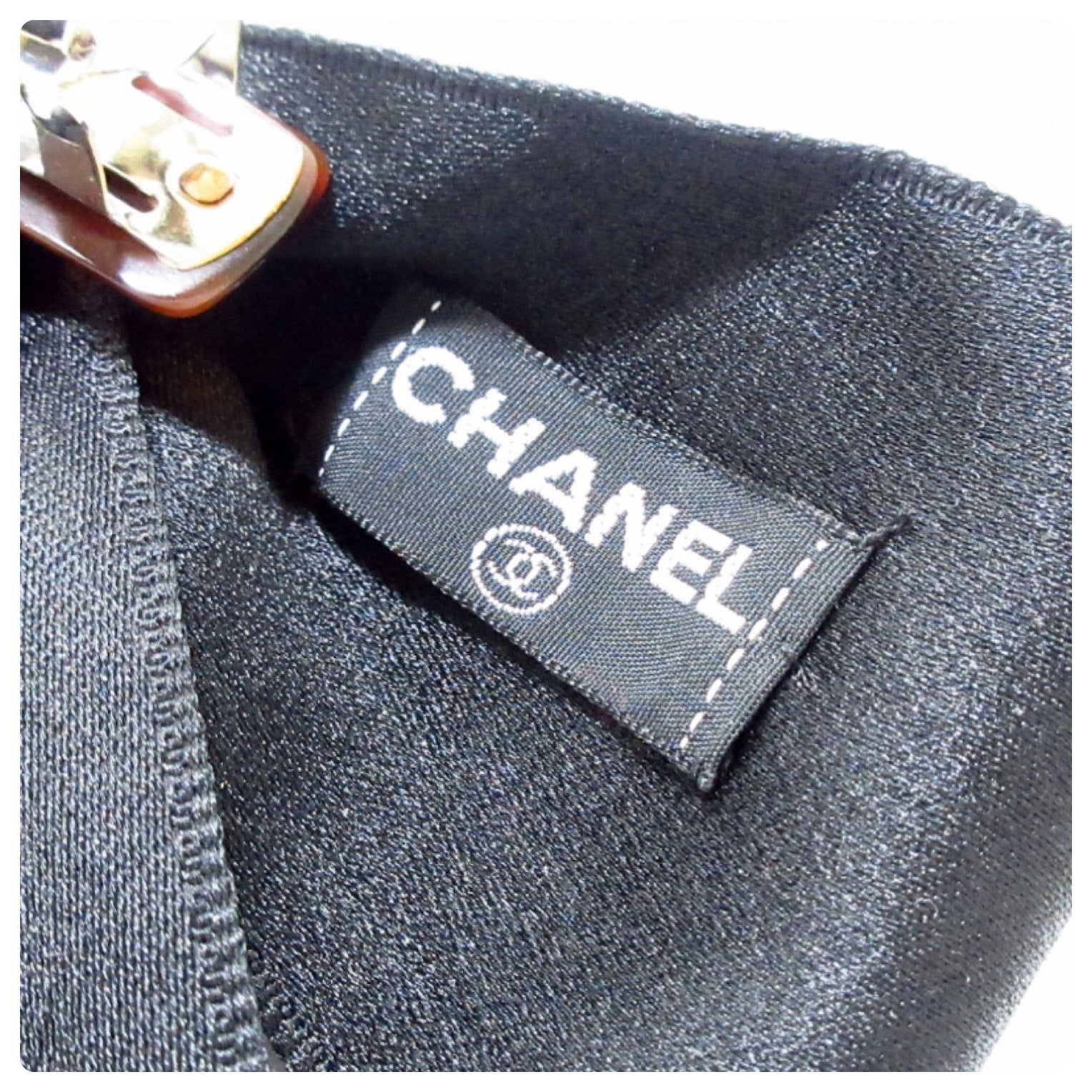 Authentic New Chanel Black/White Camelia Flower Satin Bow Barrette Hai –  Paris Station Shop