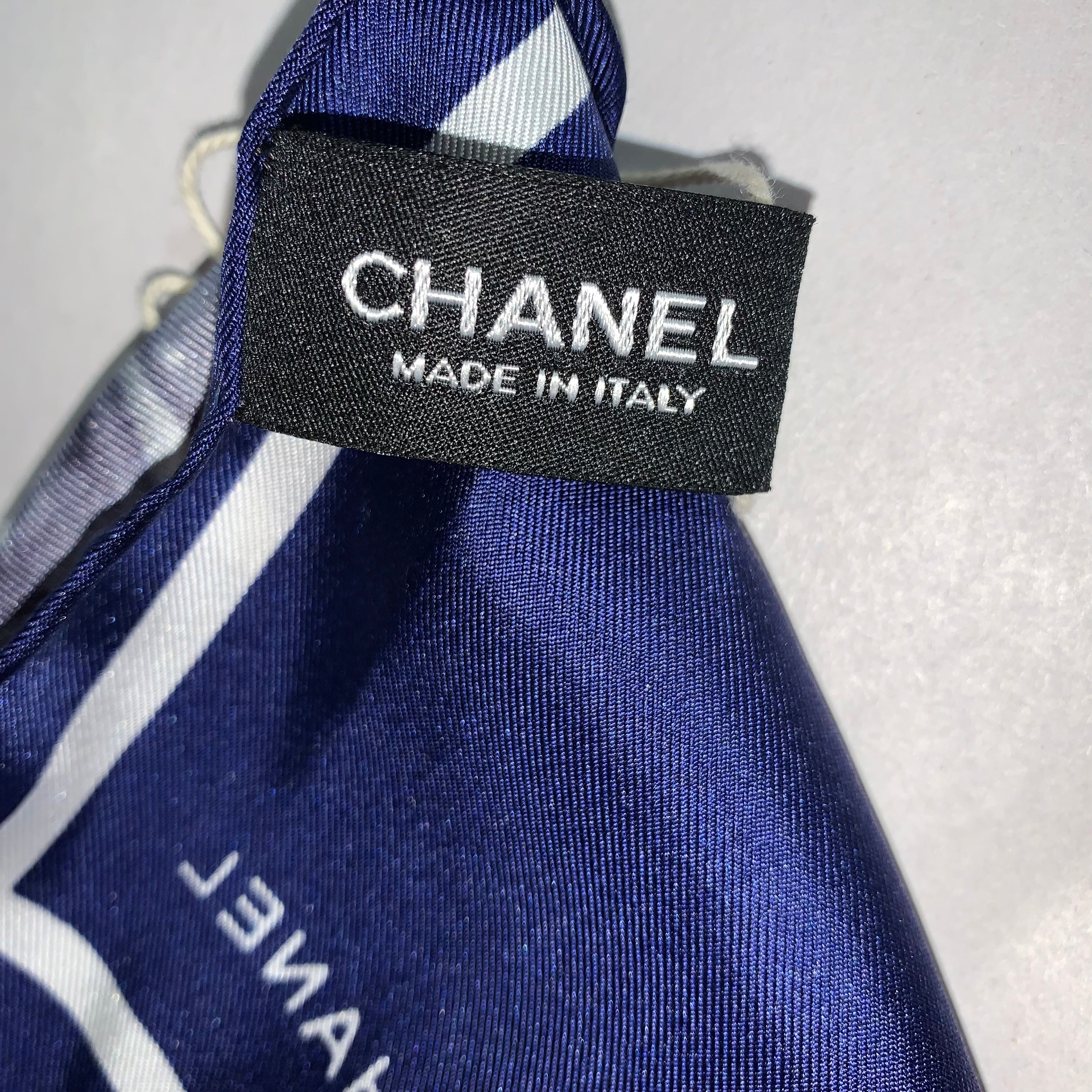 Silk scarf Chanel Blue in Silk - 32073929