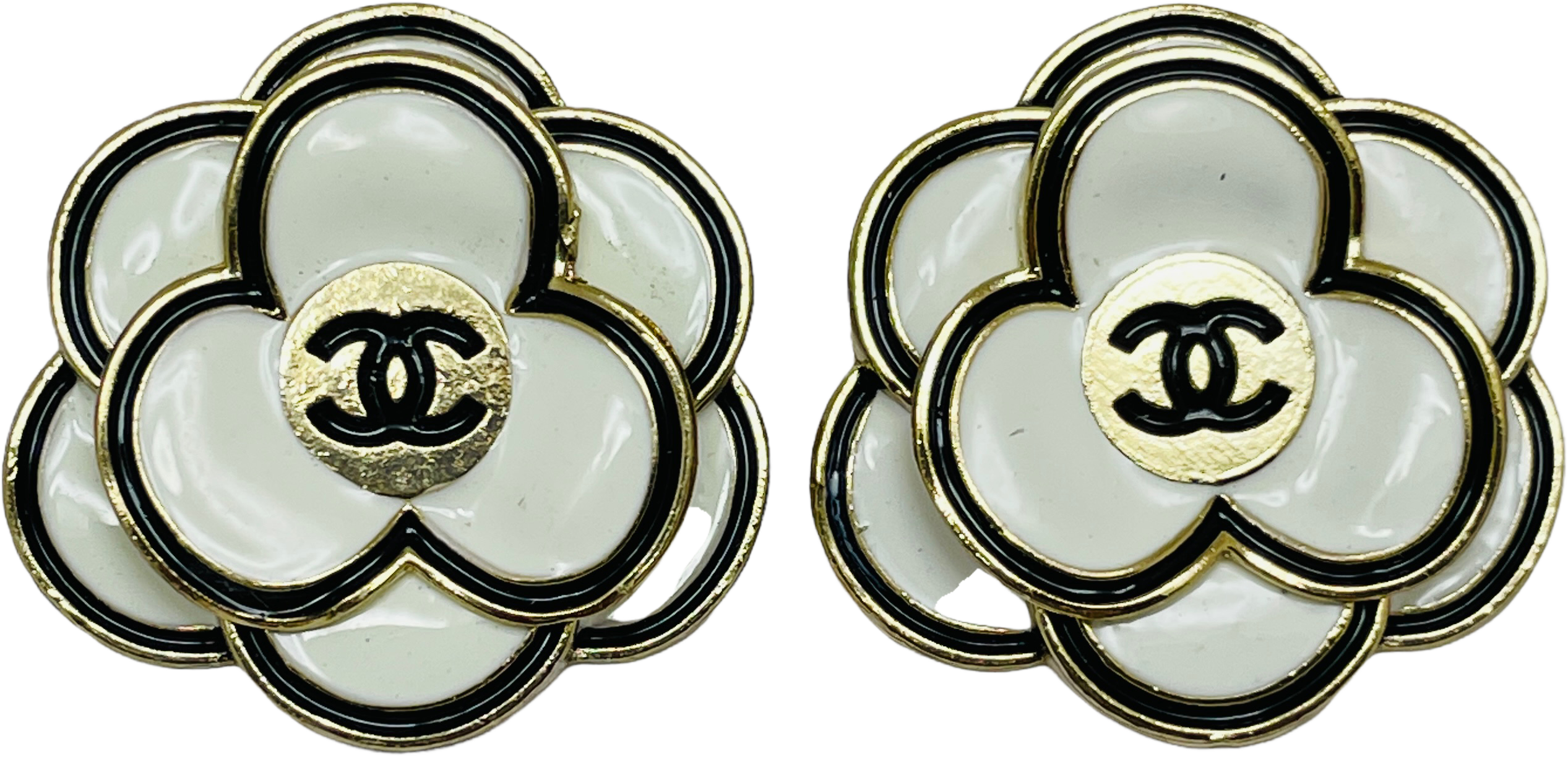 Vintage Chanel Cc Camellia White Recycled Buttons Earrings
