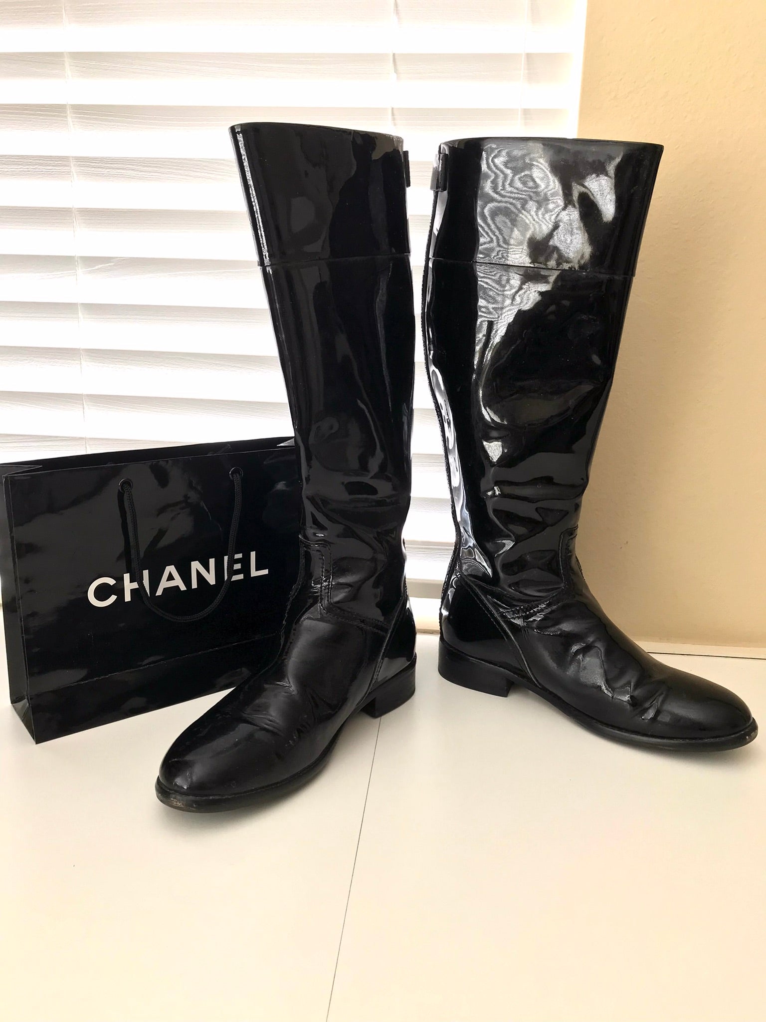 Vintage 90s/00s Chanel Tall Riding Boots Patent Leather 41 By Chanel