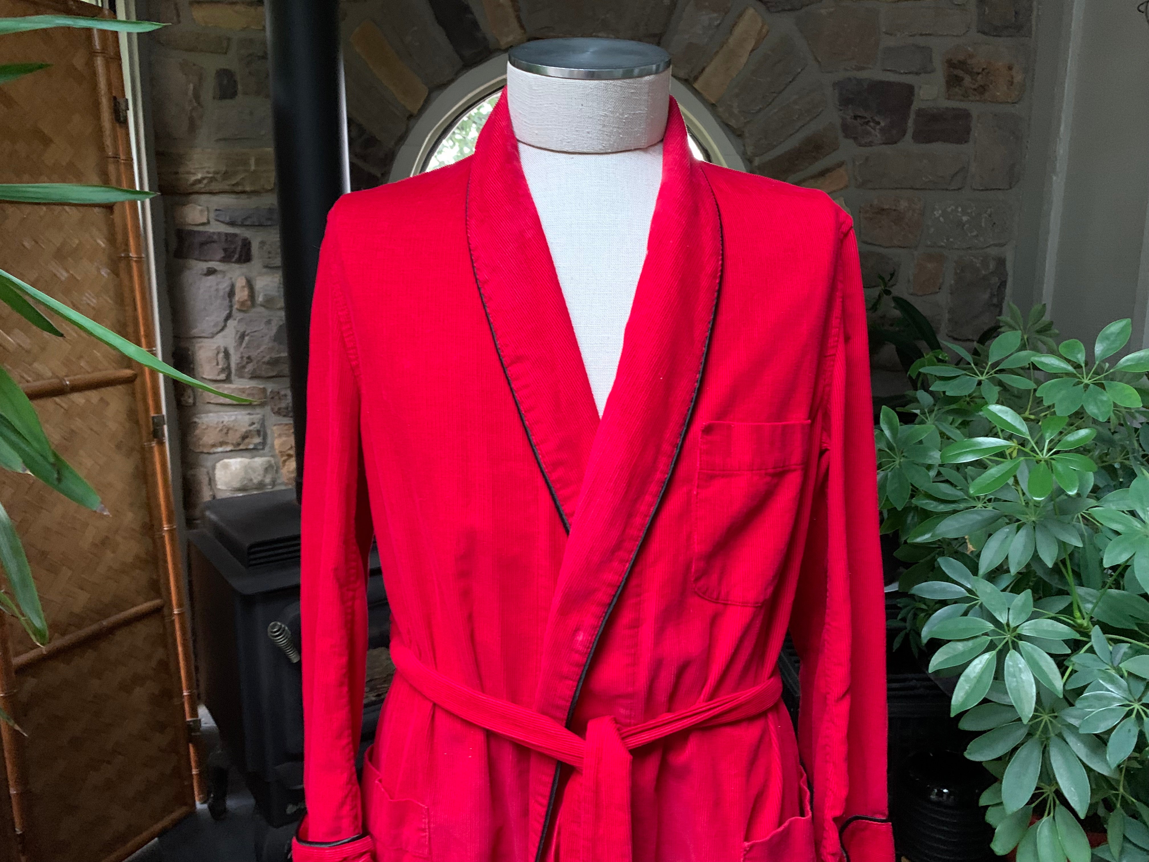 Vintage 60s Men's Red Cotton Corduroy Wrap Christmas Robe | Shop THRILLING