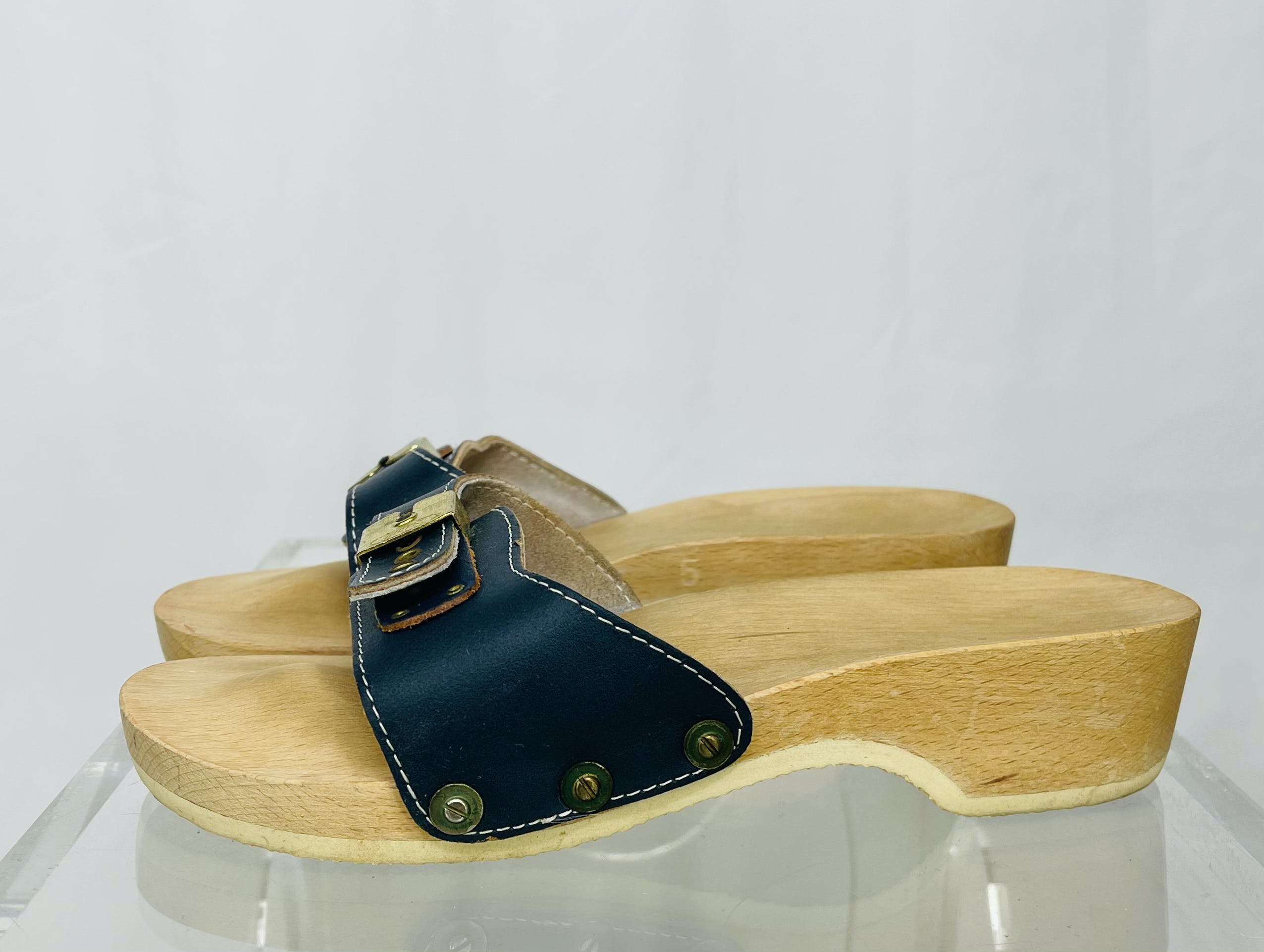 Vintage 70's Deadstock Wooden Sandals by Dr Scholls | Shop THRILLING