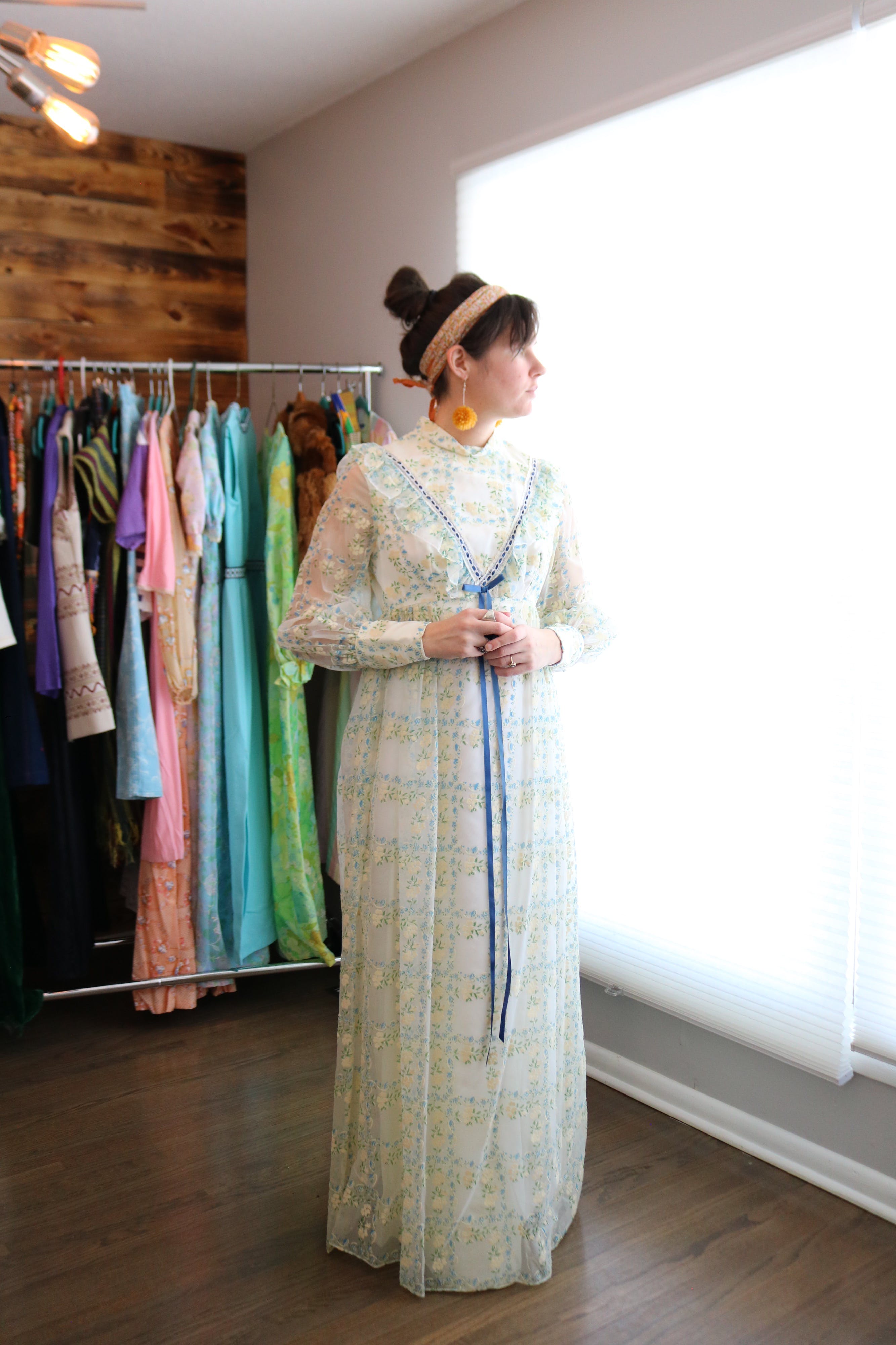 1970s Ivory Floral Maxi Dress with Sheer Capelet | XS/S