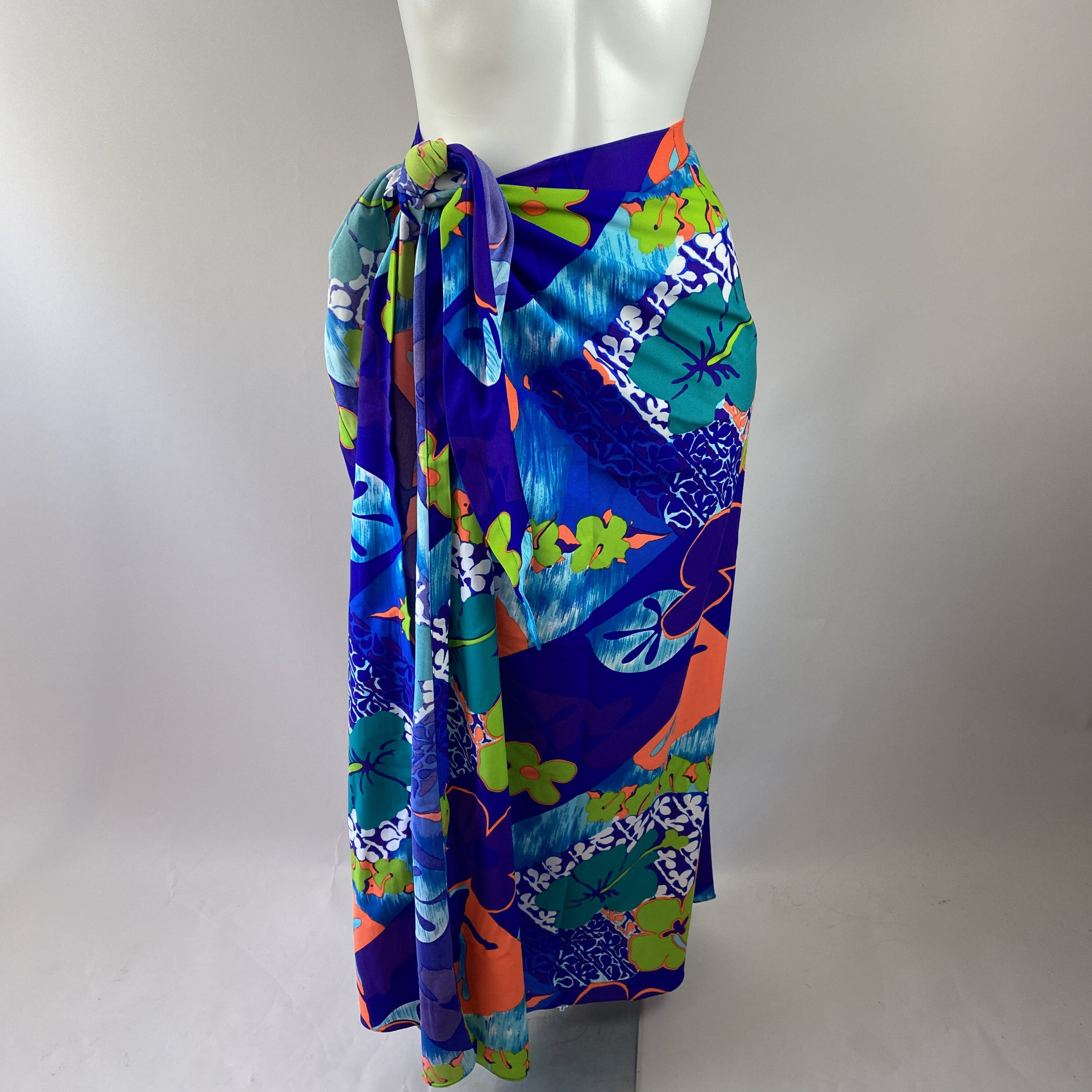 Vintage 70's Hawaiian Bright Neon Floral Wrap Skirt by Pomare | Shop ...