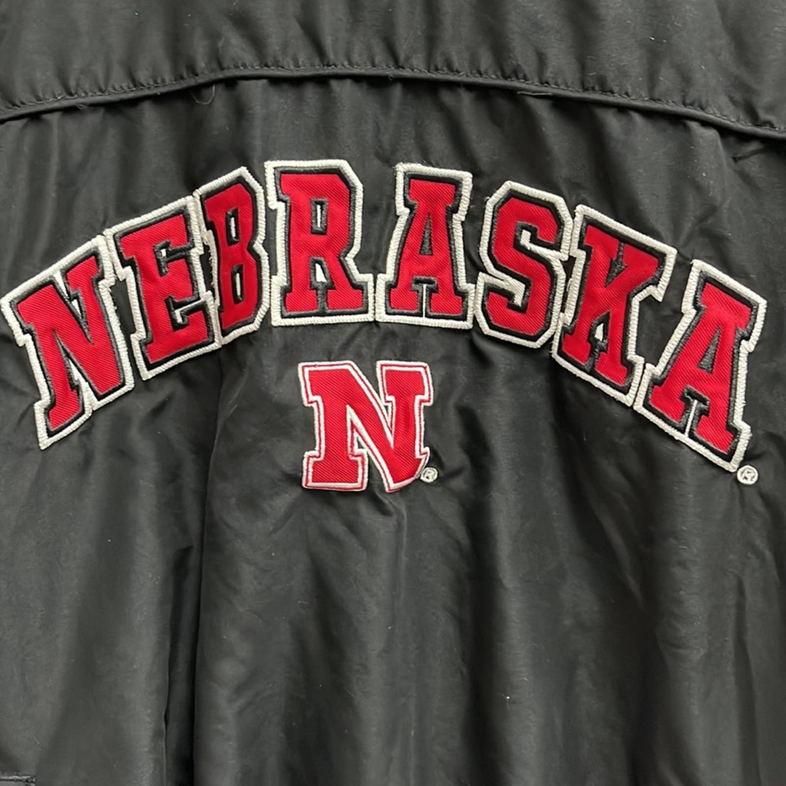 Windbreaker Victoria's Secret PINK - Université Du Nebraska - Neuf Avec étiquettes (NWT)